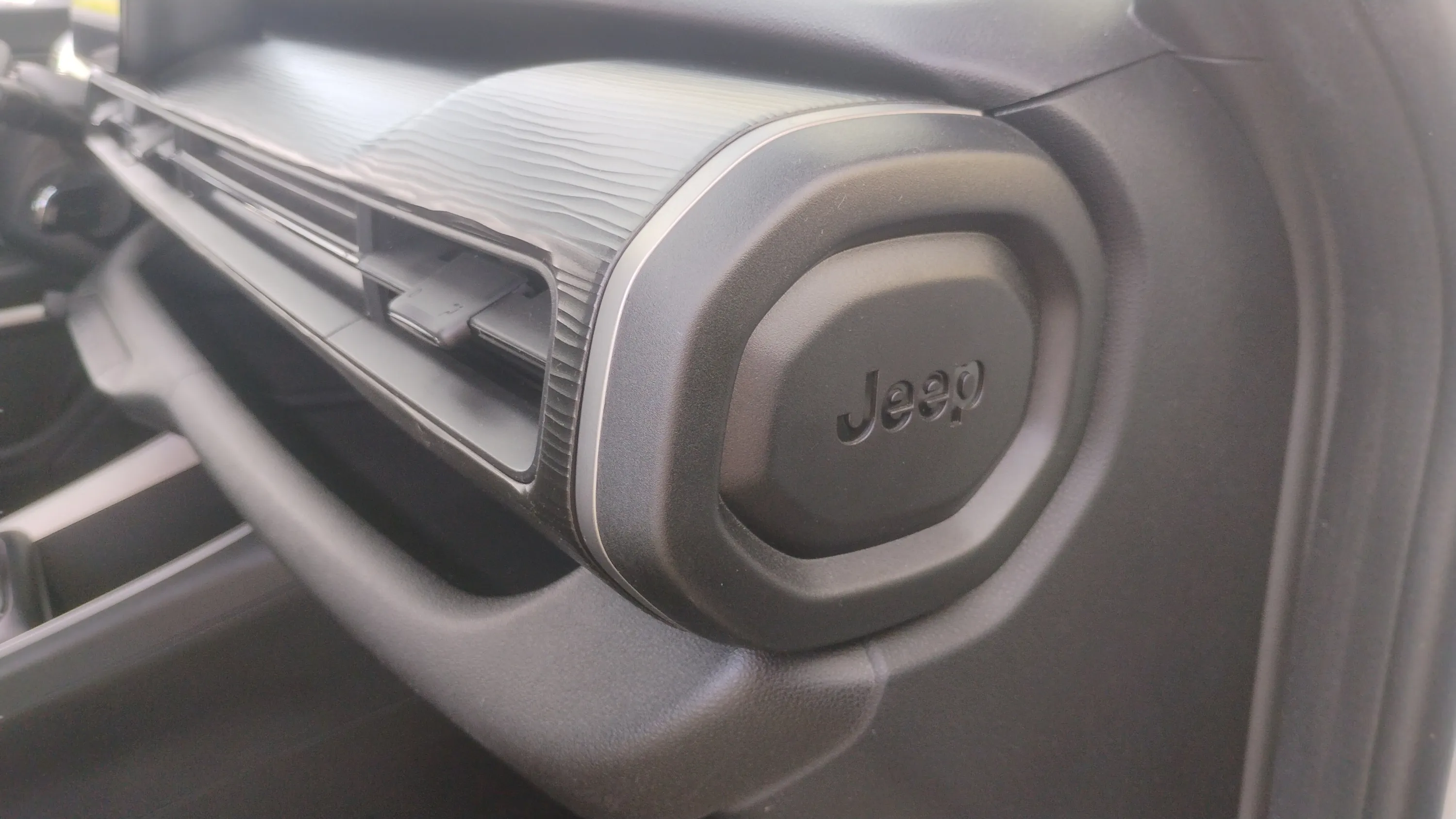 Jeep Avenger 1.2 G Avenger - foto 25
