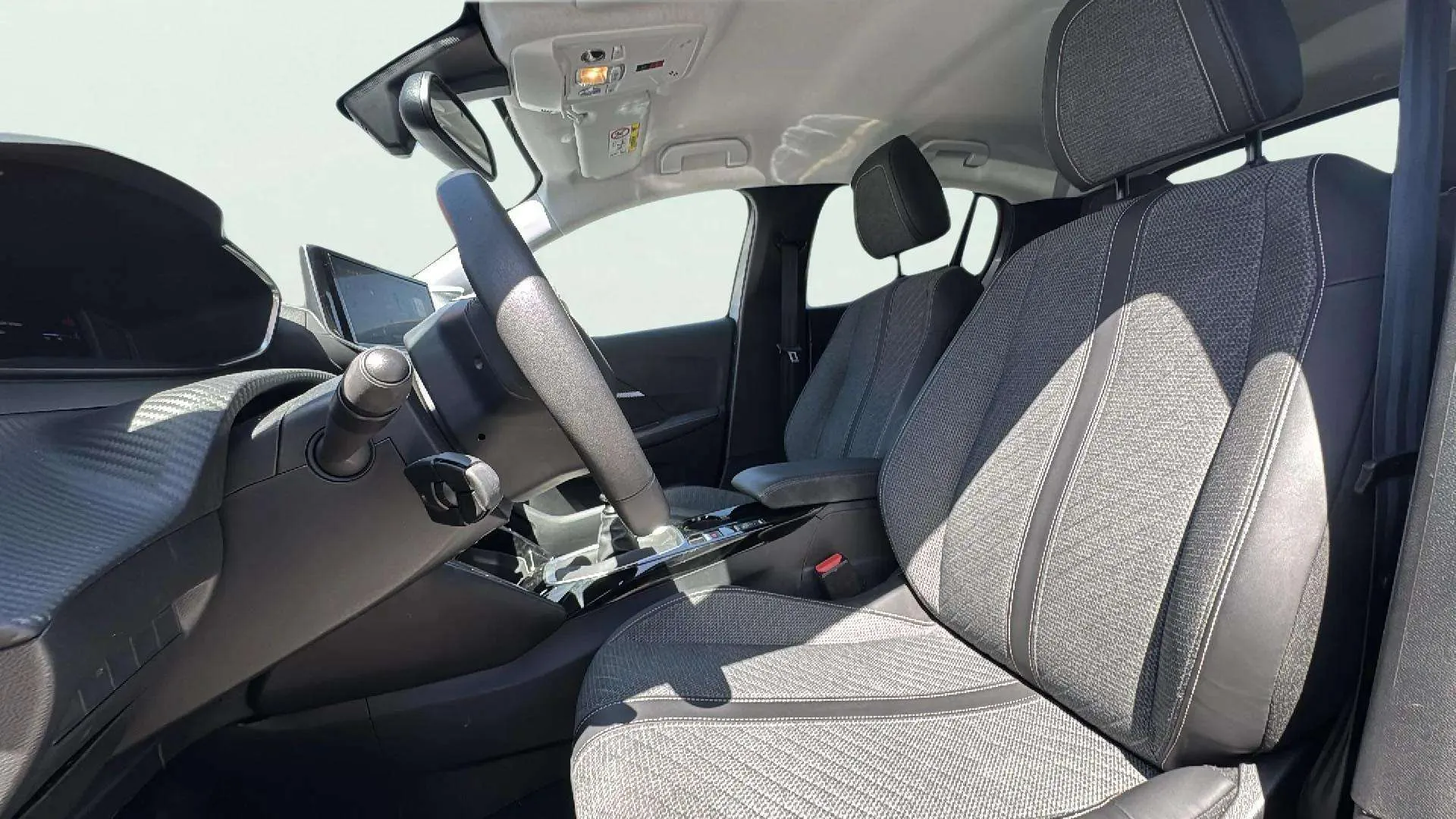 Peugeot 208 Allure Gasolina 100 - foto 16