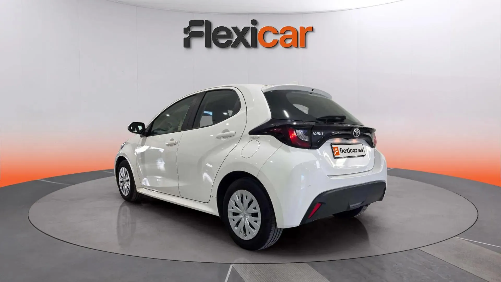 Toyota Yaris 1.0 70 Business - foto 6