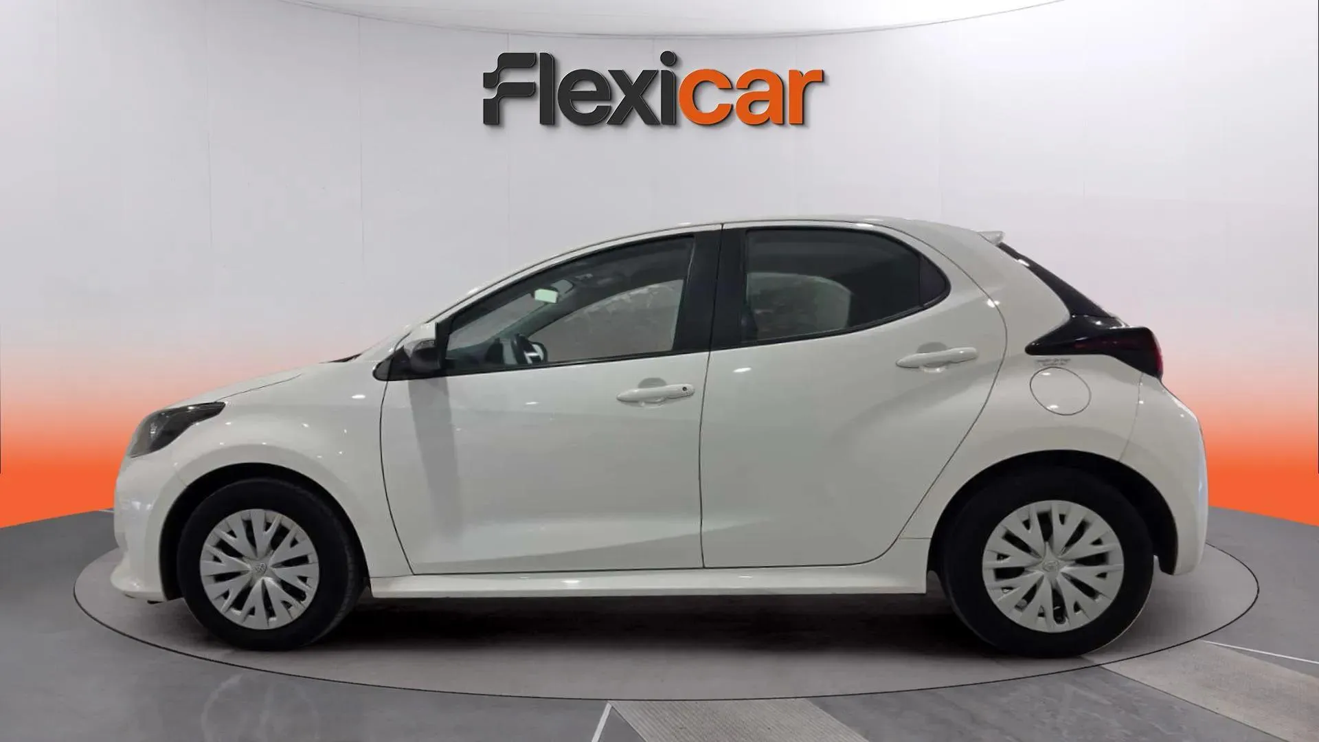 Toyota Yaris 1.0 70 Business - foto 8