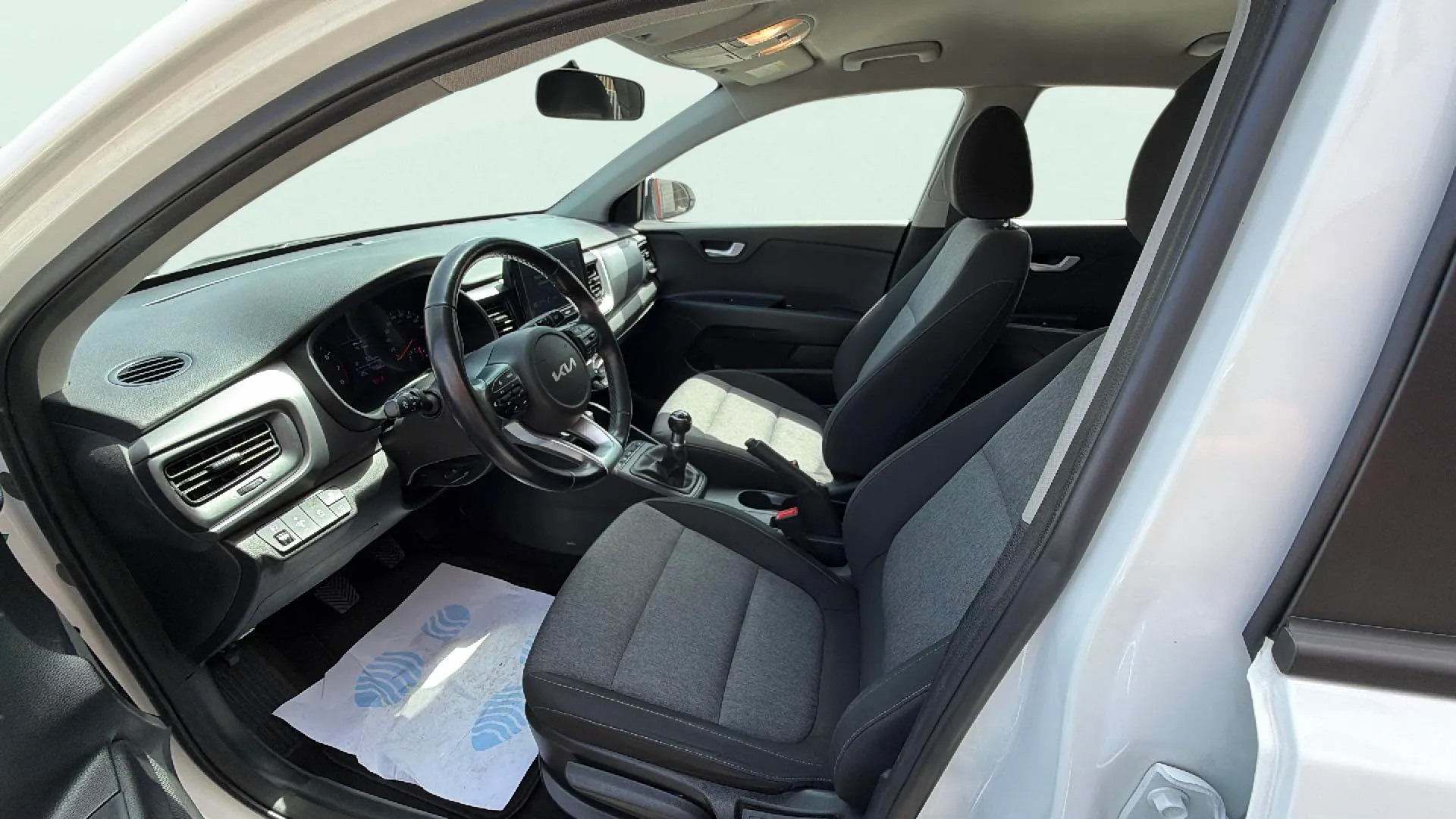 Kia Stonic 1.2 DPi Concept - foto 12