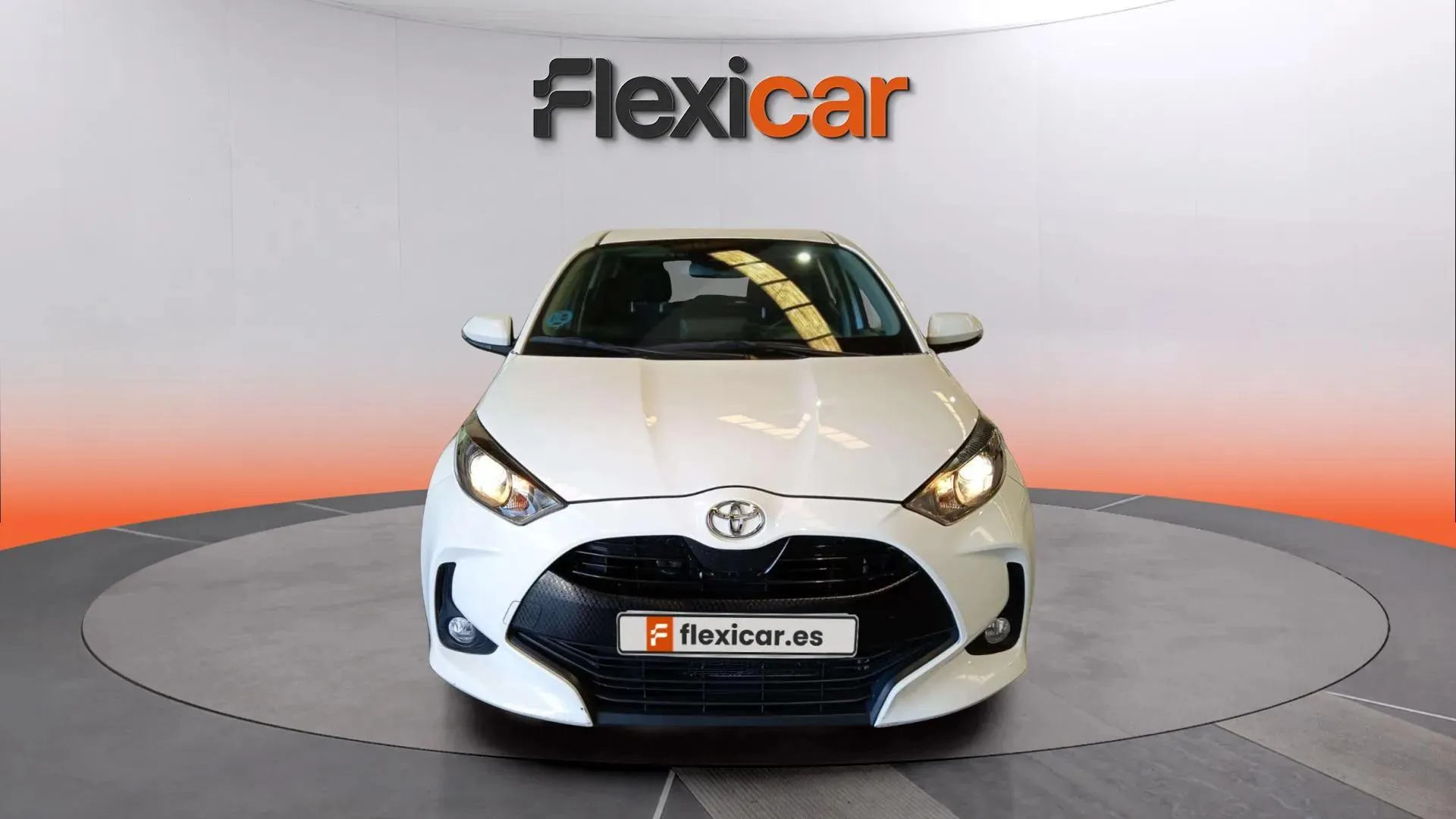 Toyota Yaris 1.0 70 Business - foto 2