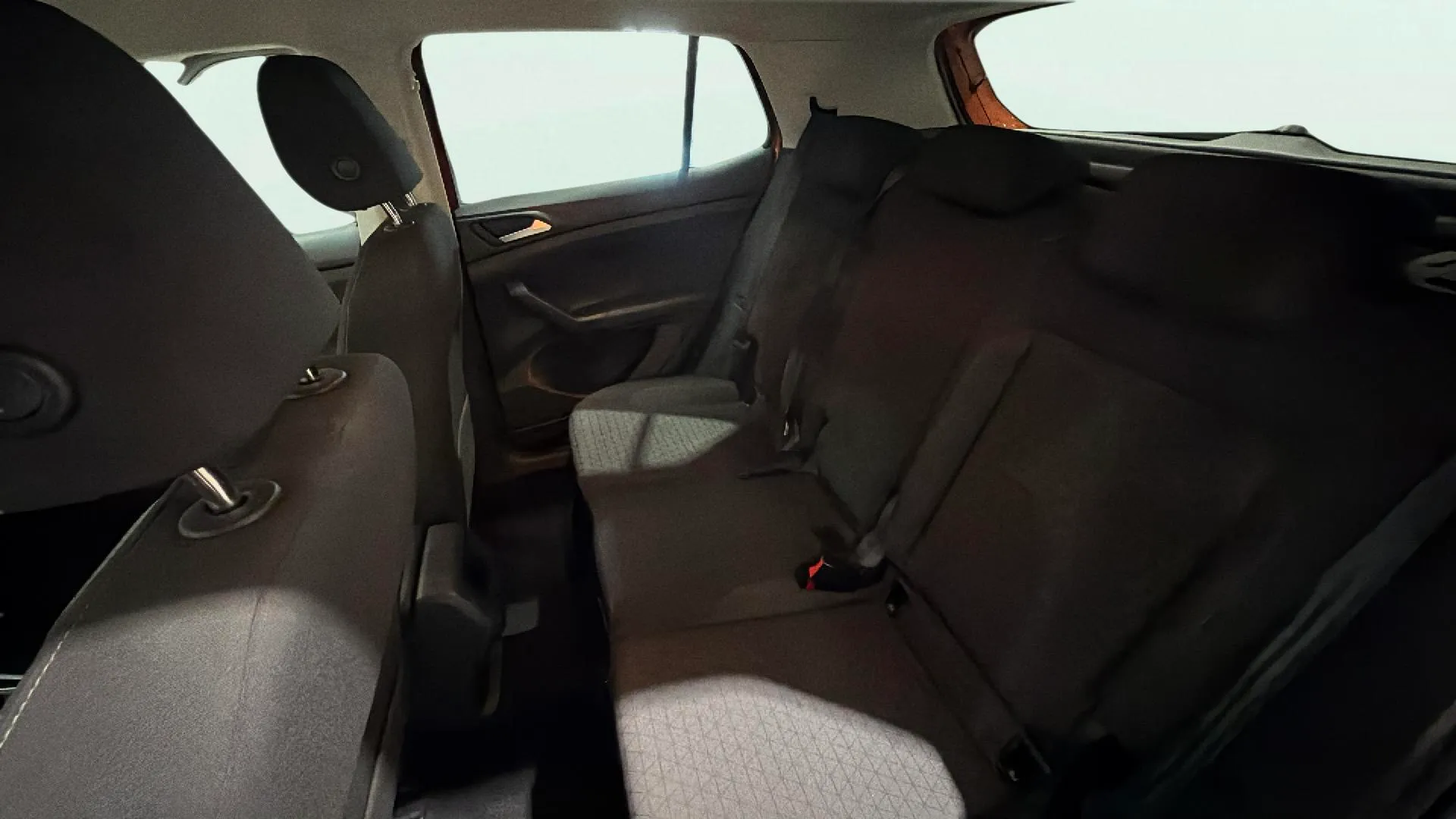 Volkswagen T-Cross Advance 1.0 TSI DSG - foto 11