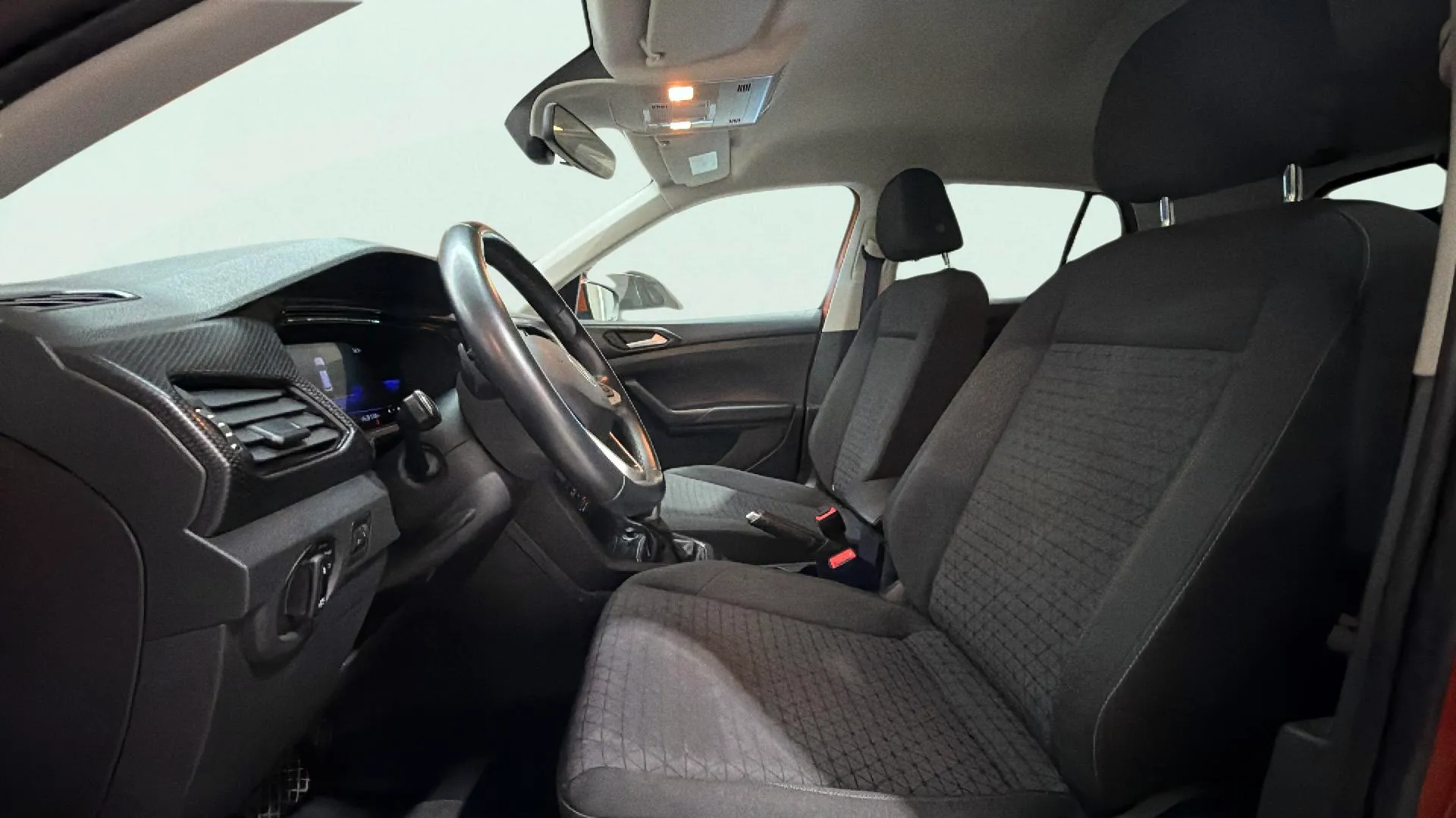 Volkswagen T-Cross Advance 1.0 TSI DSG - foto 9