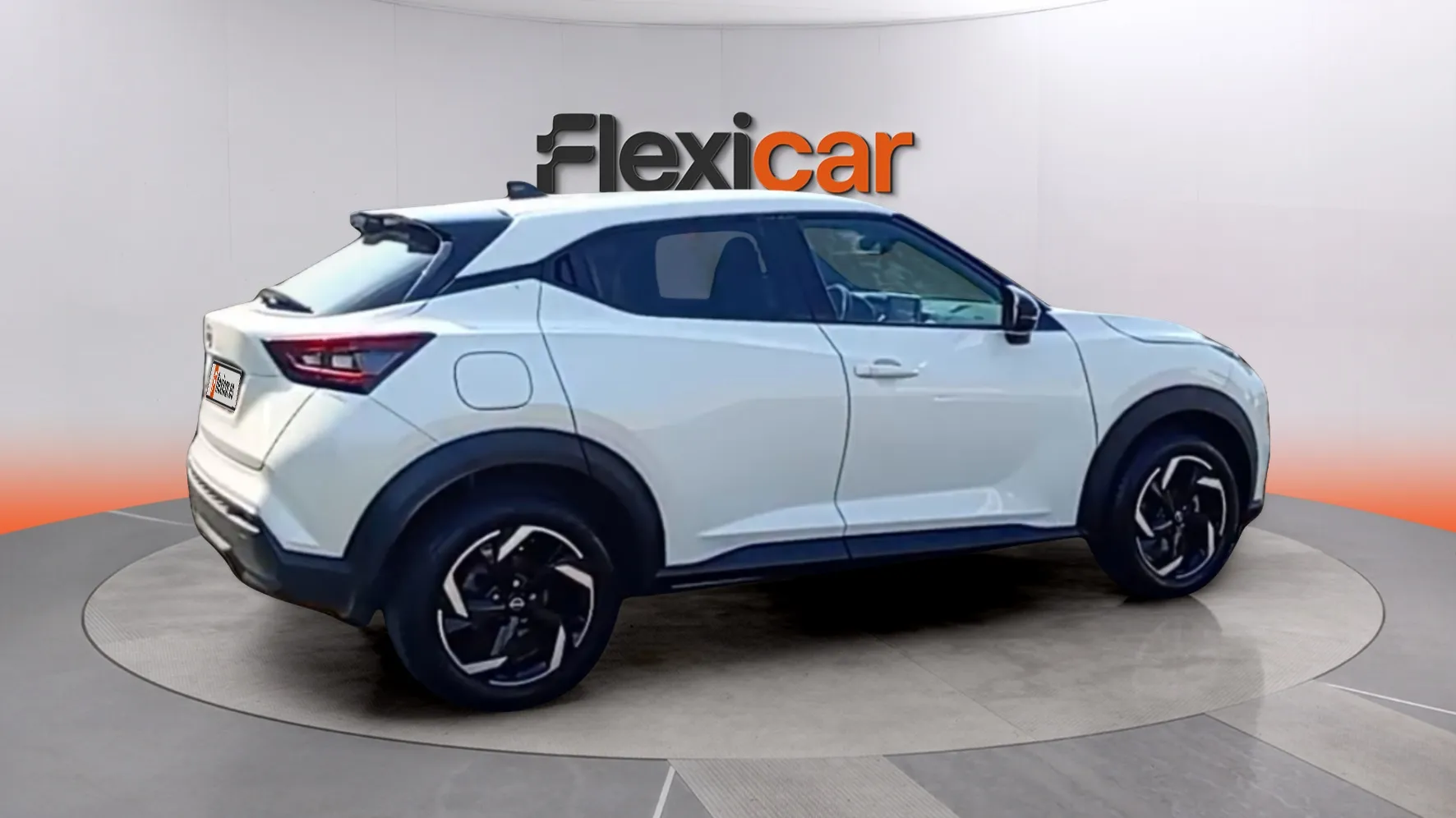 Nissan Juke DIG-T 6M/T N-Connecta - foto 7