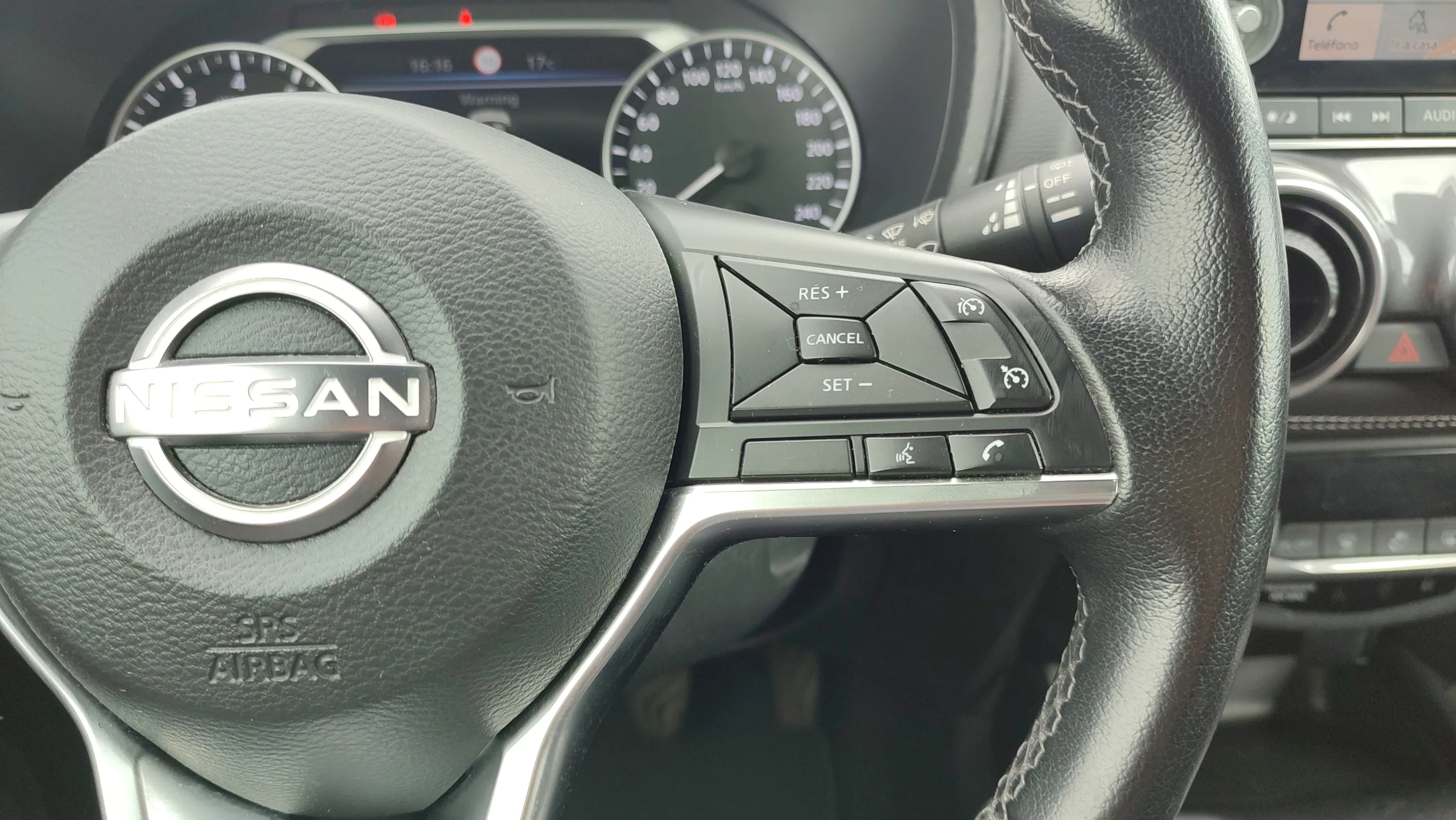 Nissan Juke DIG-T N-Connecta - foto 13