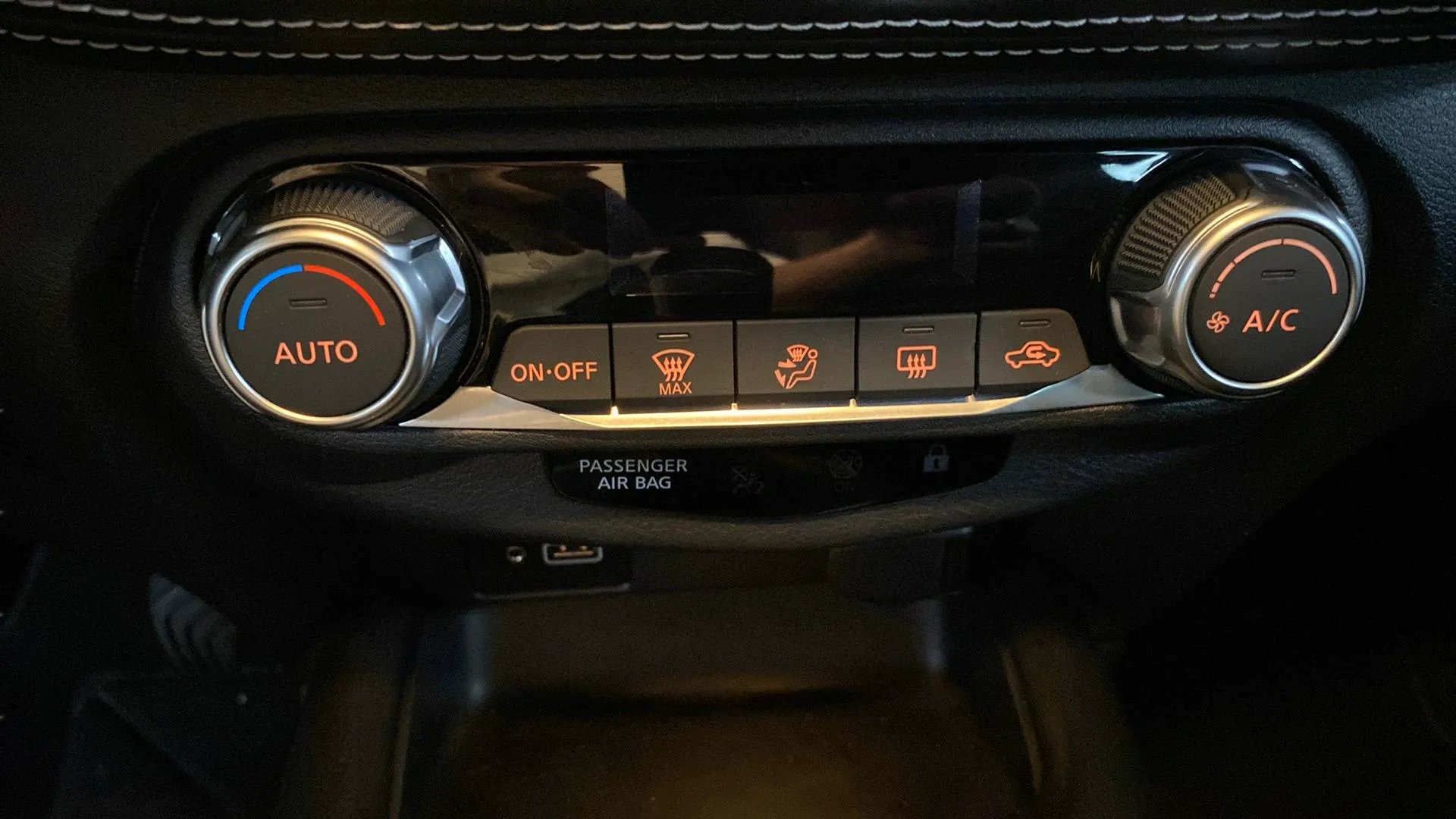Nissan Juke DIG-T N-Connecta - foto 17