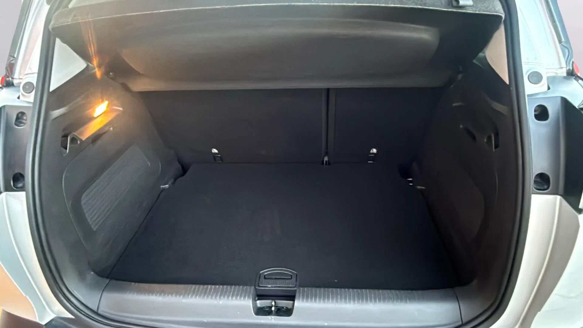 Opel Crossland 1.2 GS - foto 15
