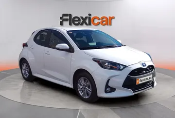 toyota yaris 15 120h active tech hibrido no enchufable automatica oviedo 903000000240598