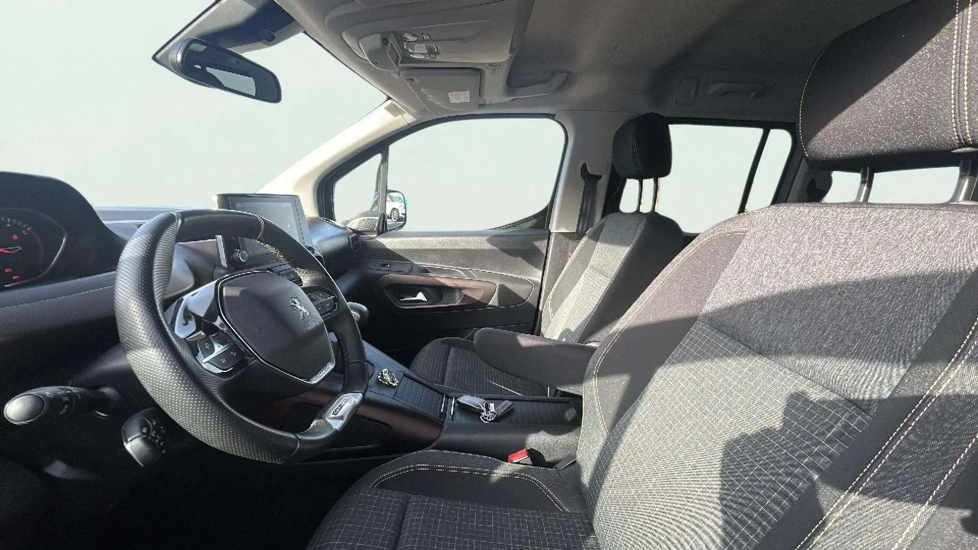 Peugeot Rifter GT Line Long BlueHDi - foto 17