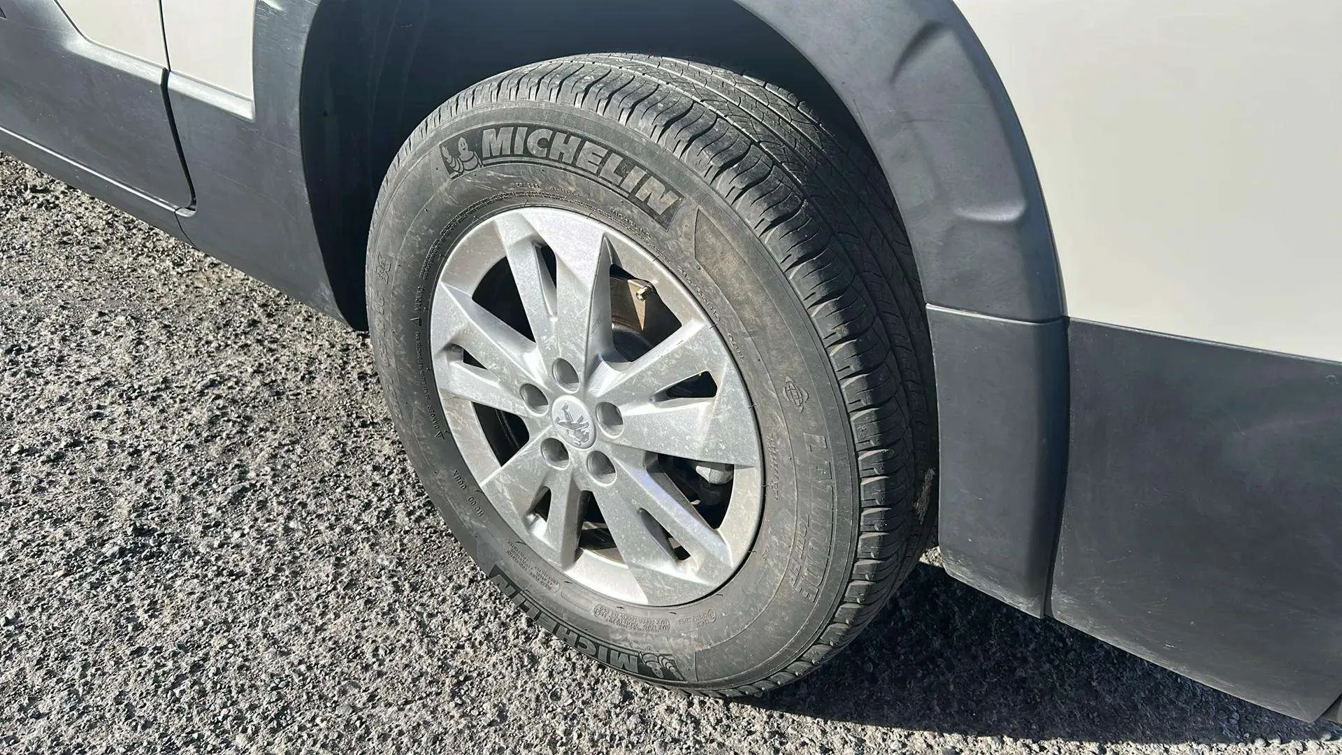Peugeot Rifter GT Line Long BlueHDi - foto 26
