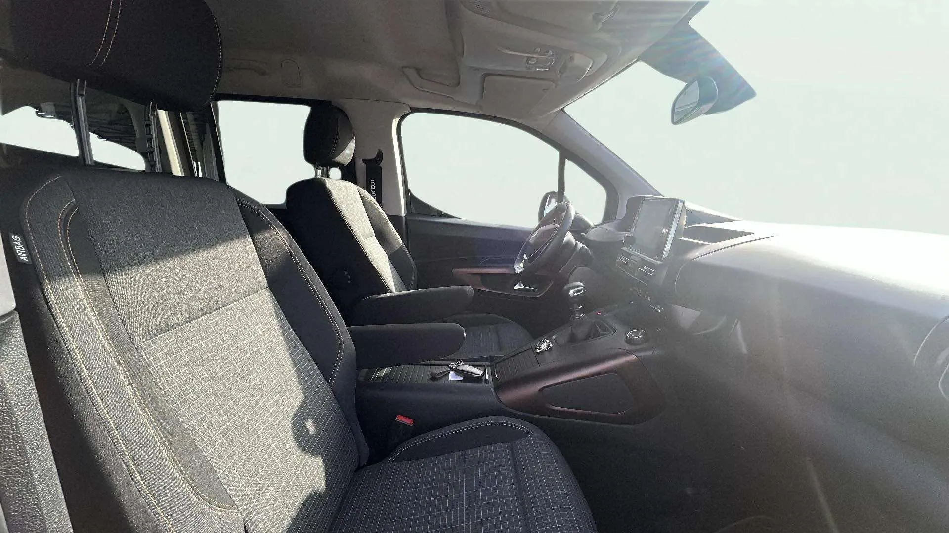 Peugeot Rifter GT Line Long BlueHDi - foto 7