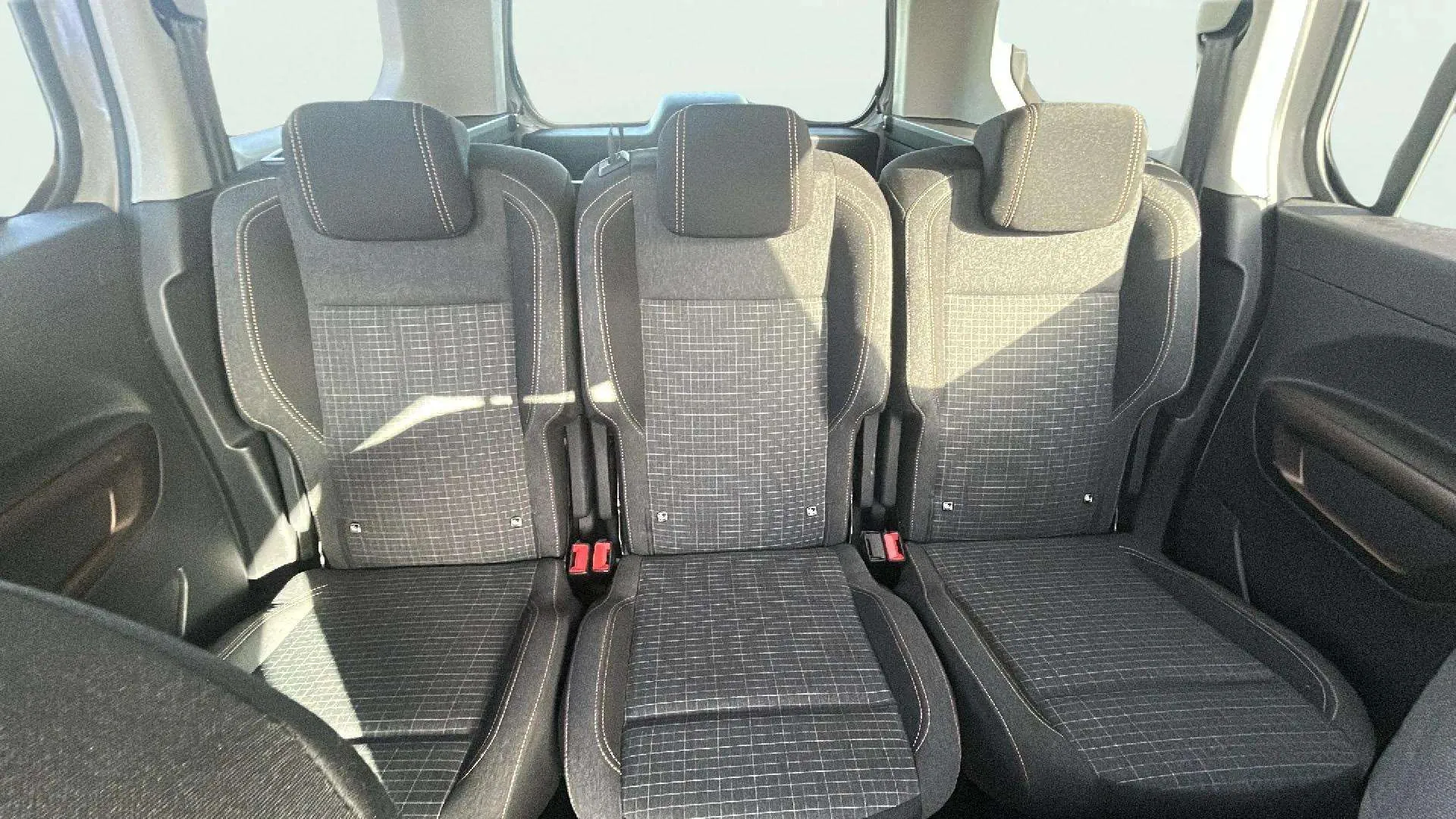 Peugeot Rifter GT Line Long BlueHDi - foto 19
