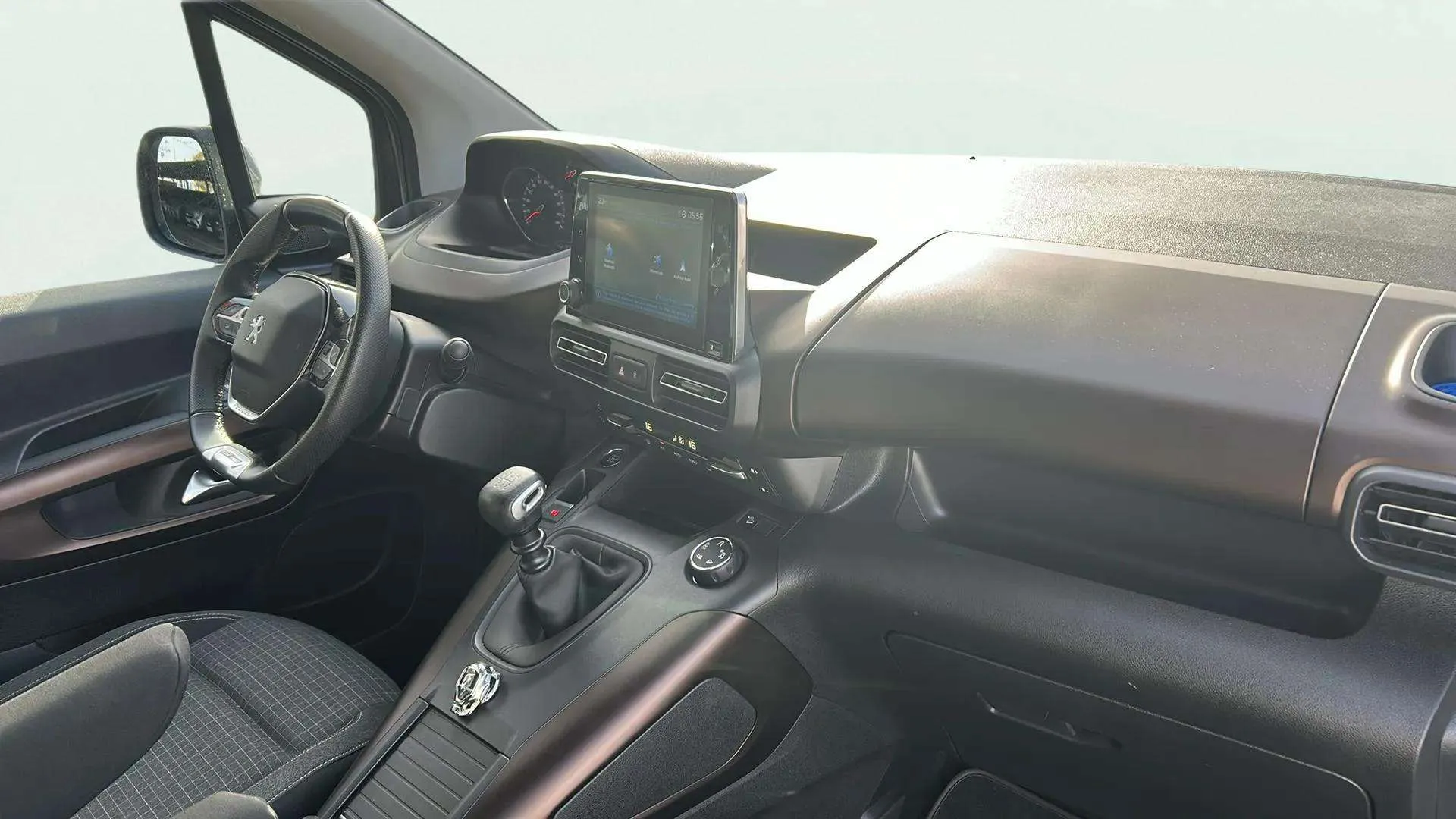 Peugeot Rifter GT Line Long BlueHDi - foto 12