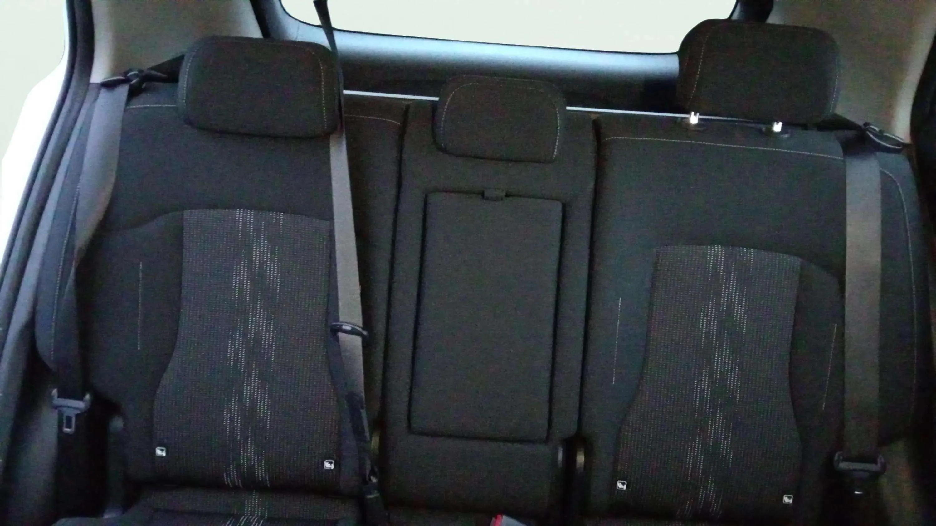 Kia Sportage 1.6 T-GDi PHEV Drive 4x4 - foto 21