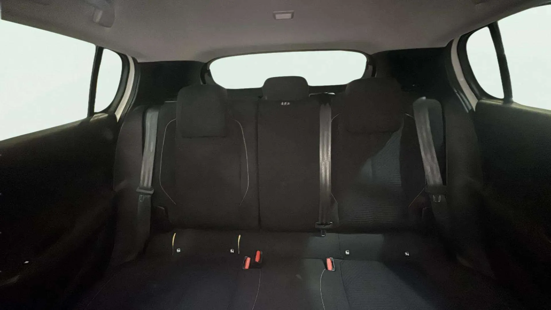 Peugeot 308 Active Pack BlueHDi 130 - foto 12