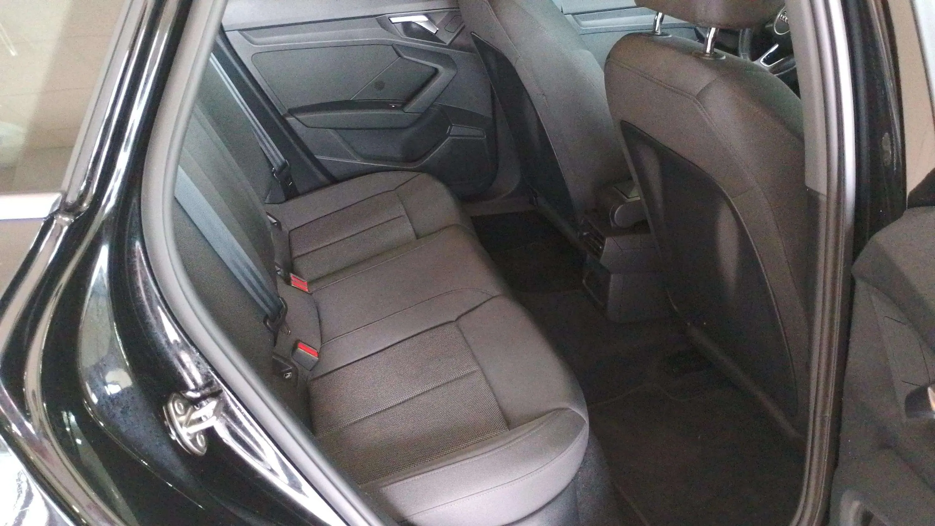 Audi A3 Sportback 30 TFSI S tronic - foto 11
