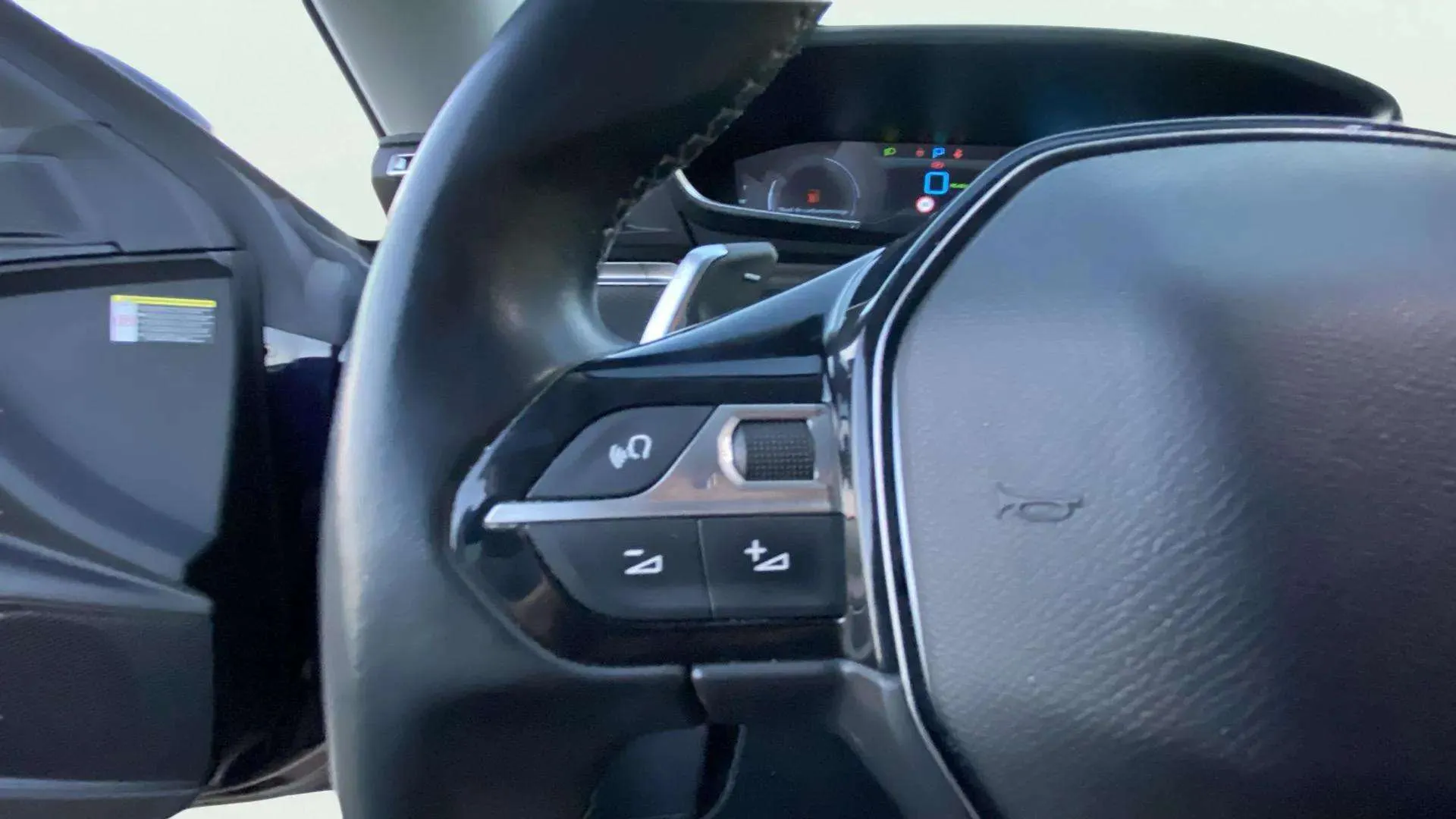 Peugeot 508 Allure Hybrid 225 e-EAT8 - foto 17