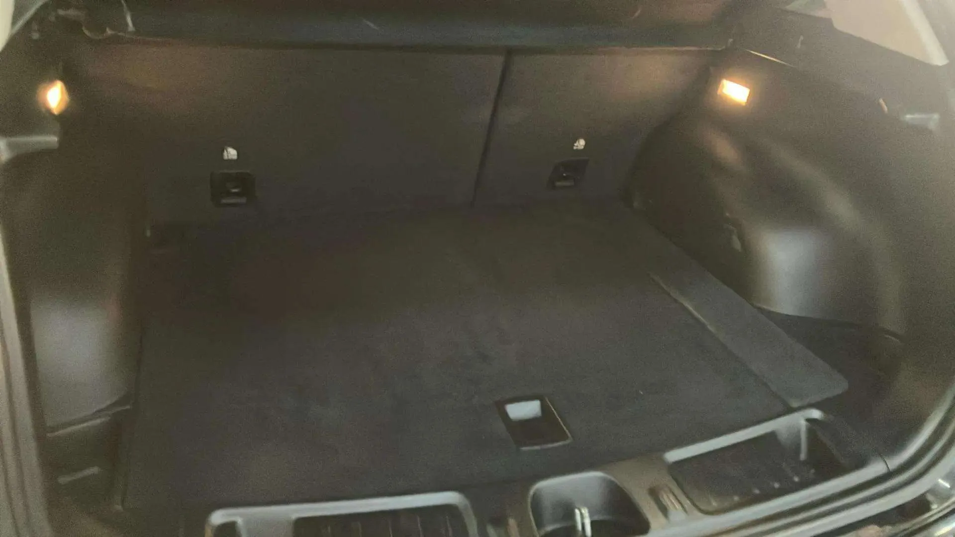 Jeep Compass 4xe 1.3 PHEV Limited AWD - foto 13