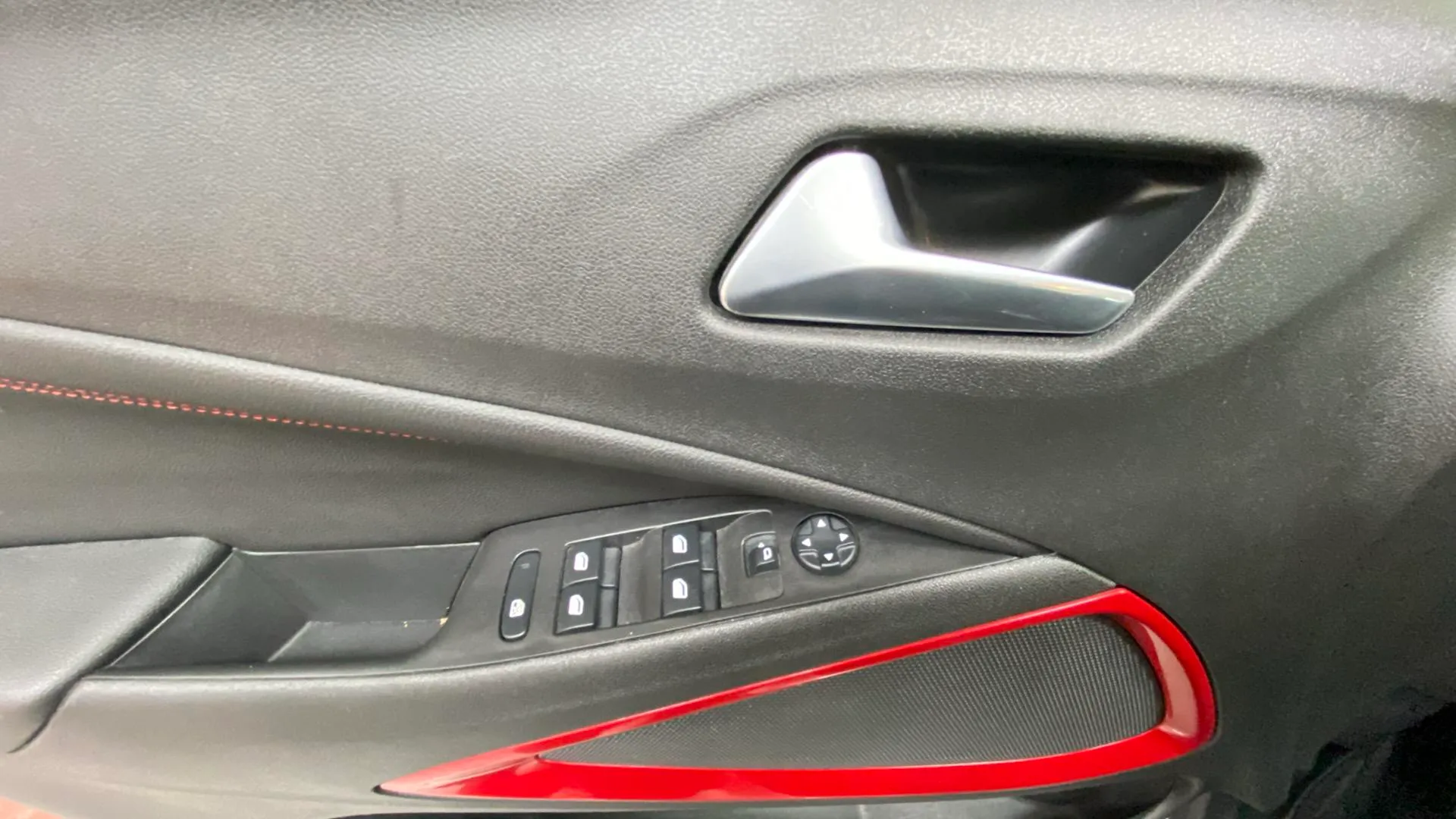 Opel Crossland 1.2 GS - foto 10