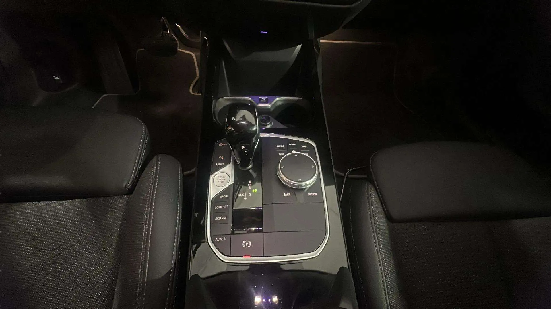 BMW Serie 2 218dA Gran Coupe - foto 18
