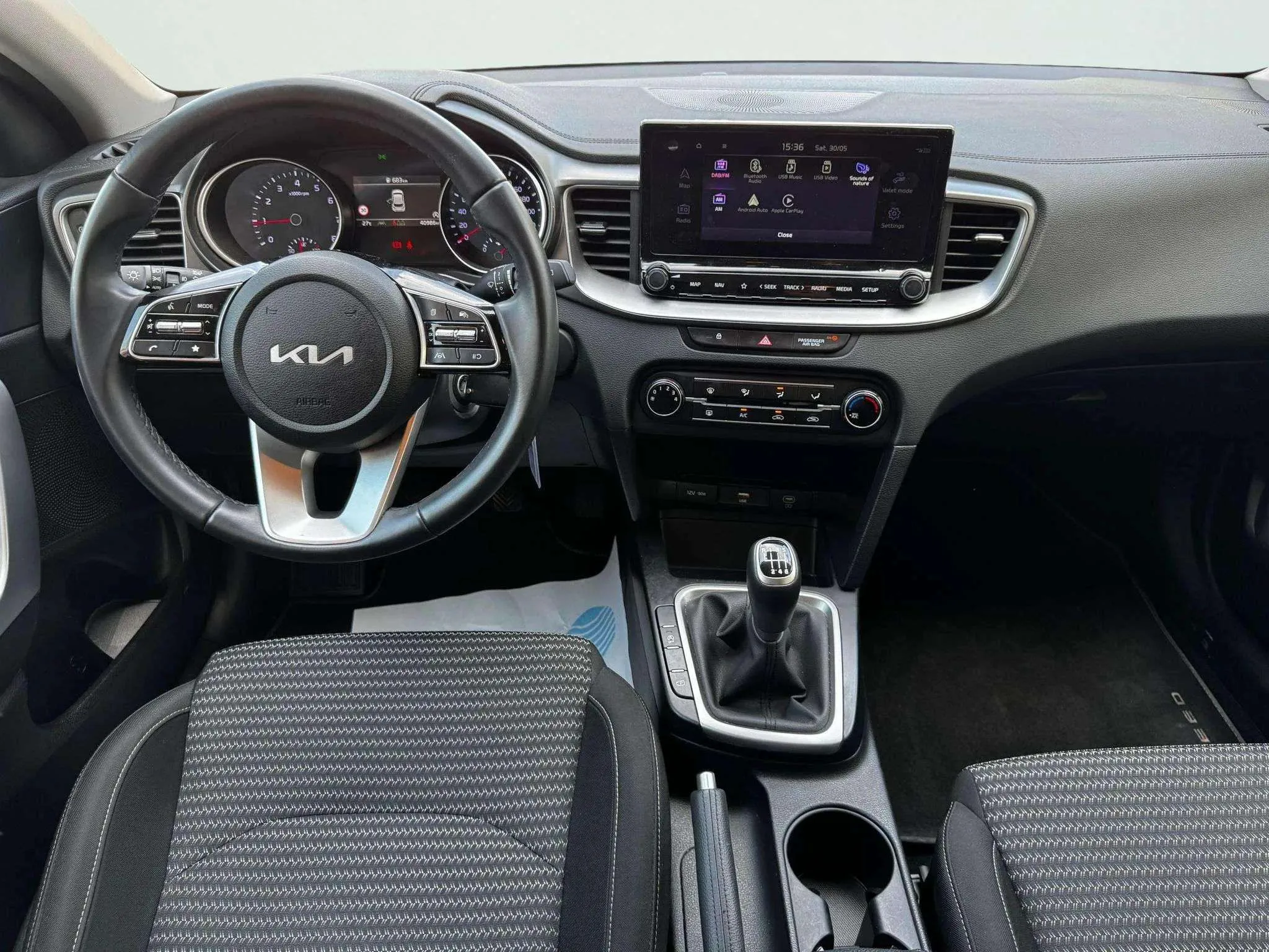 Kia XCeed 1.0 T-GDi Business - foto 19