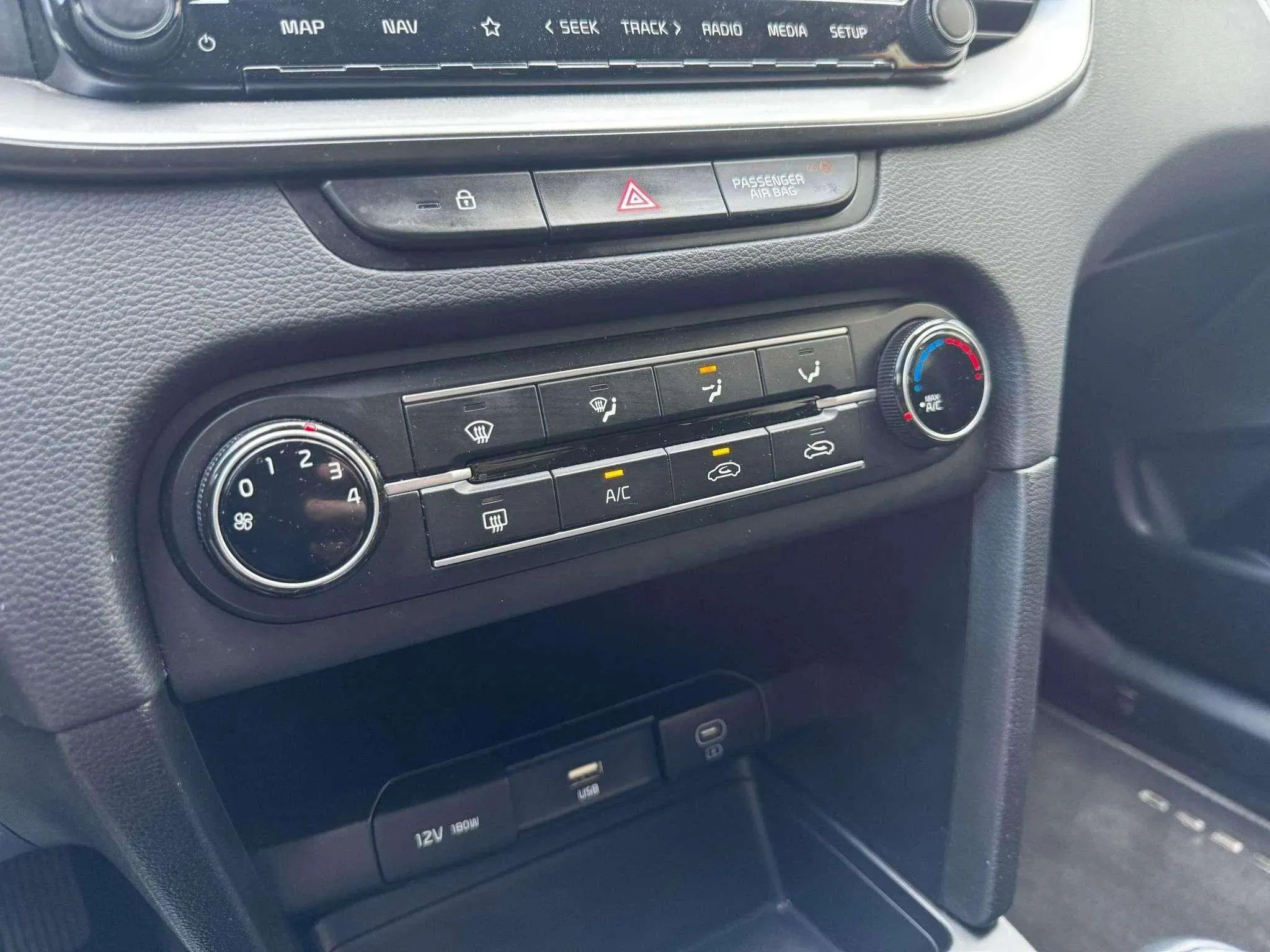 Kia XCeed 1.0 T-GDi Business - foto 23