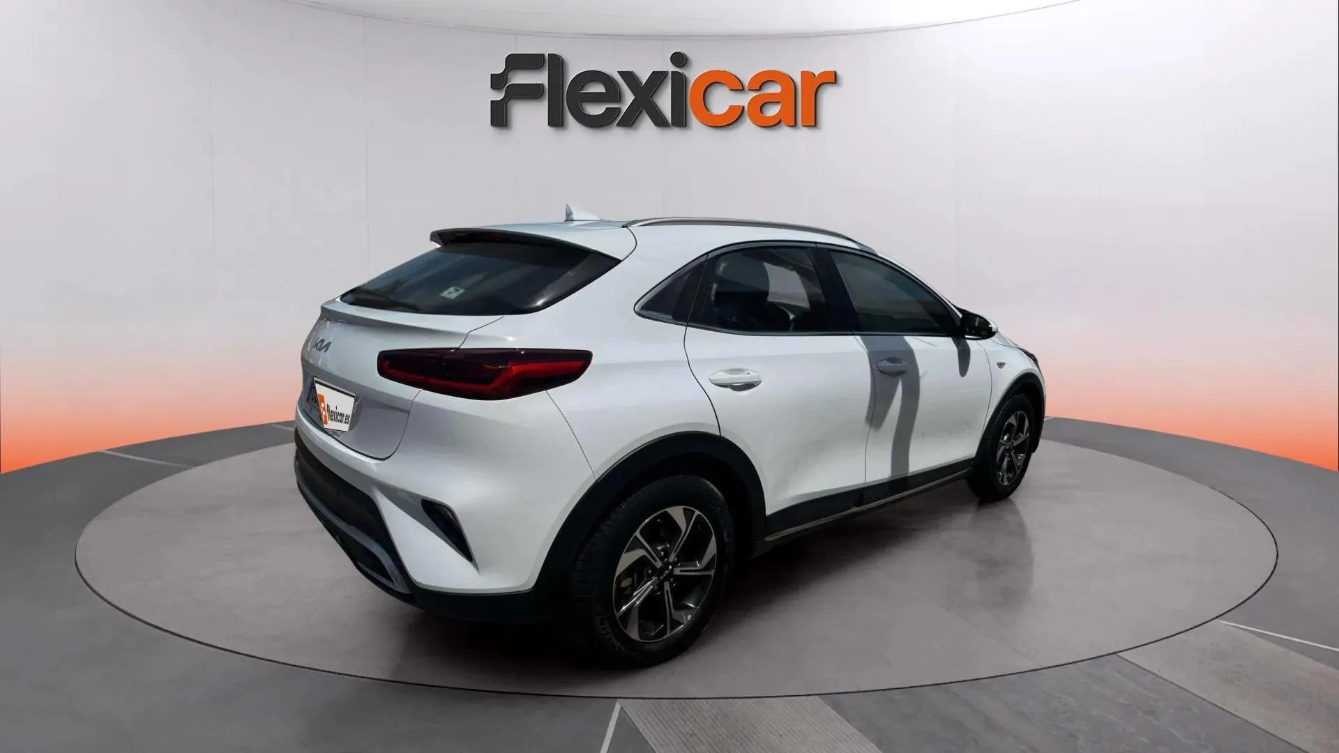 Kia XCeed 1.0 T-GDi Business - foto 12