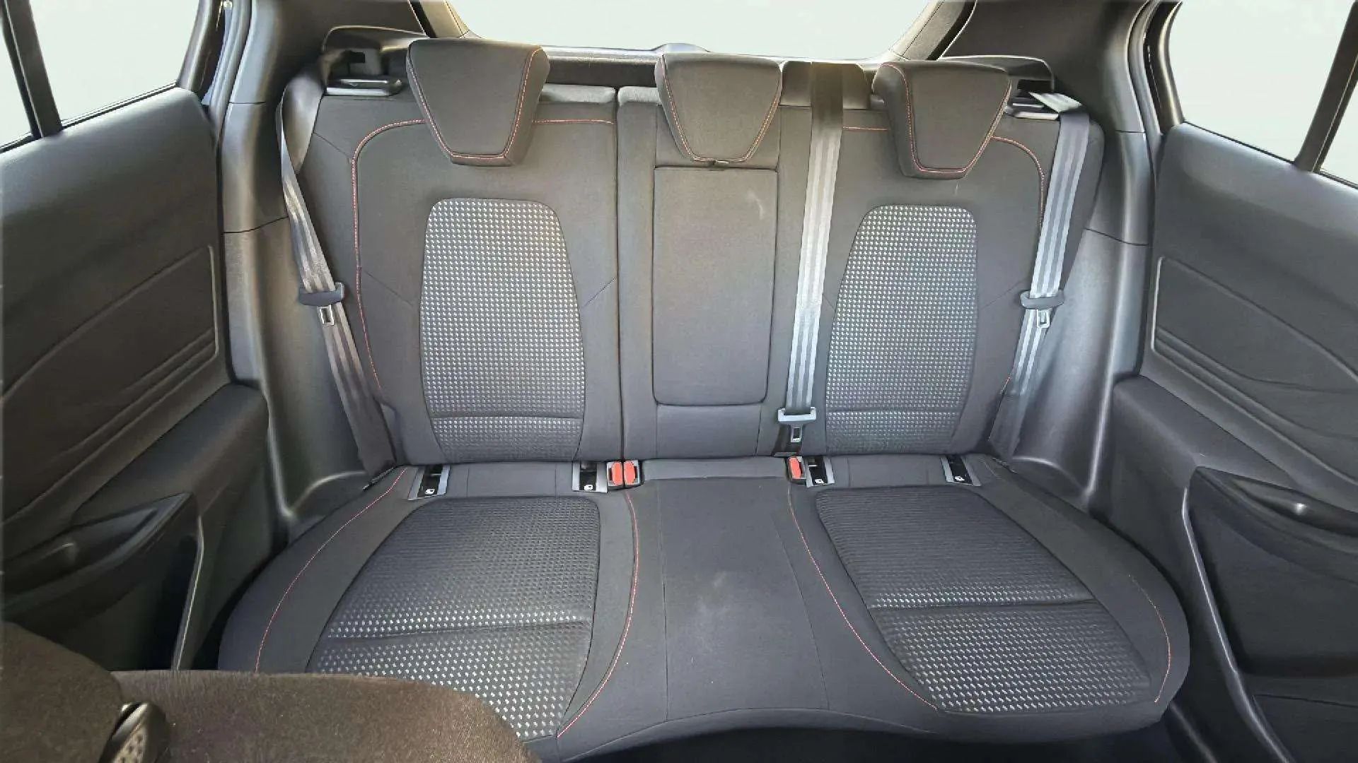Ford Focus ST-Line 1.0T EcoBoost mHEV - foto 19