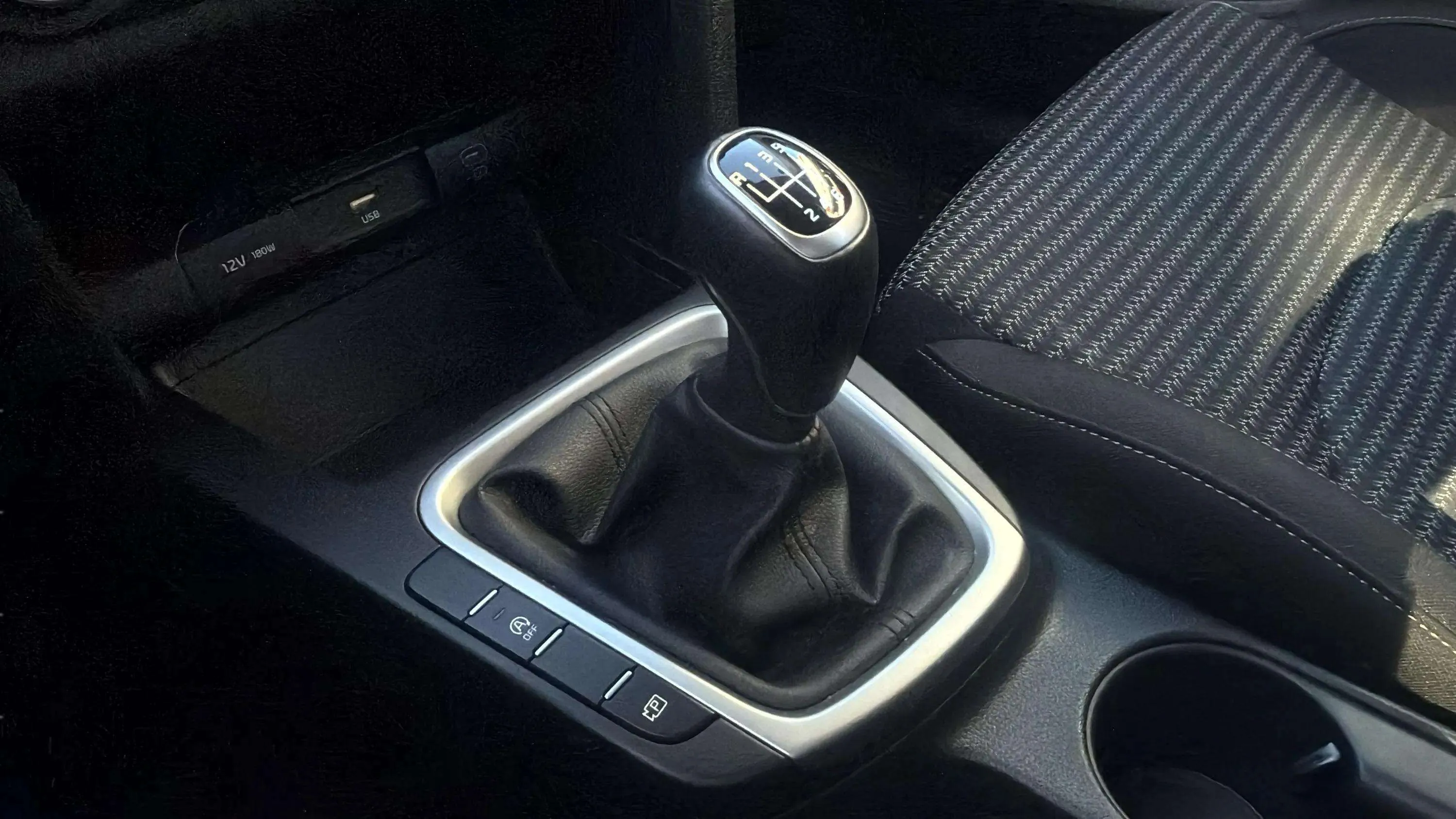 Kia XCeed 1.0 T-GDi Drive - foto 24