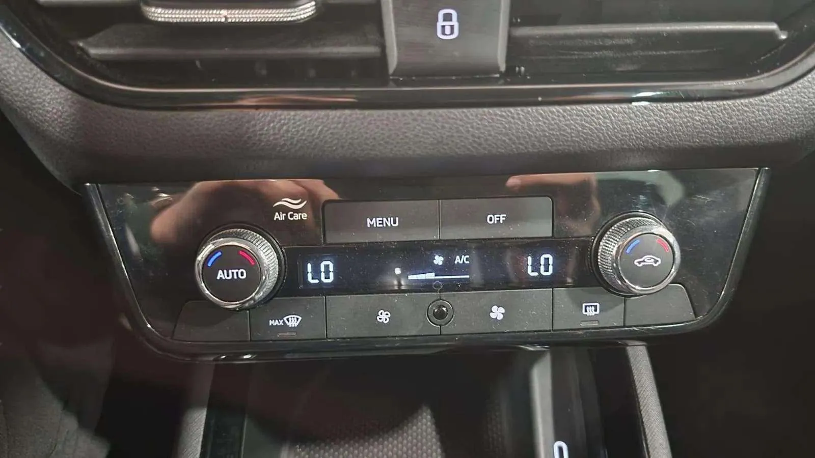 Škoda Kamiq 1.0 TSI Selection - foto 19