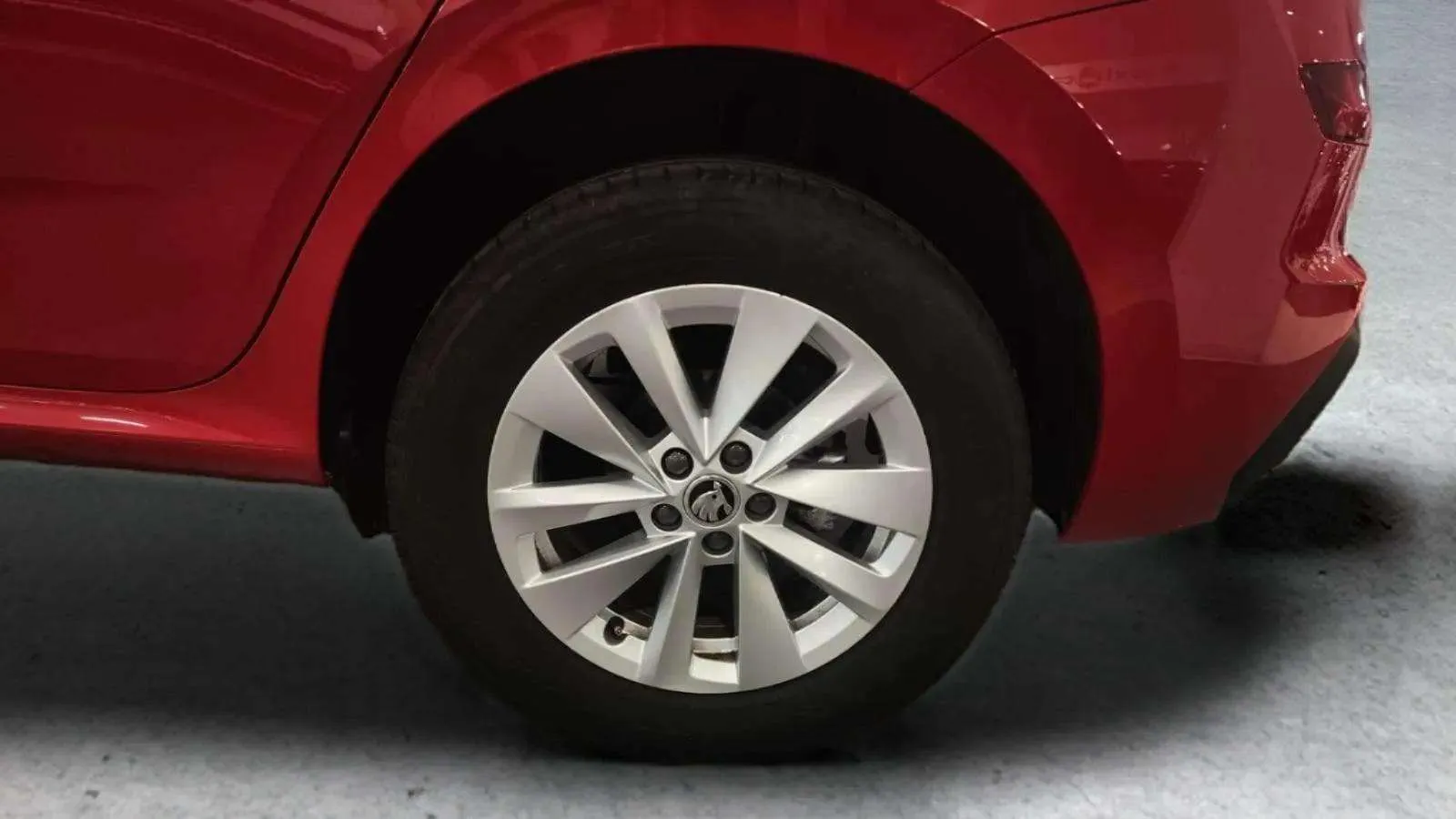 Škoda Kamiq 1.0 TSI Selection - foto 26