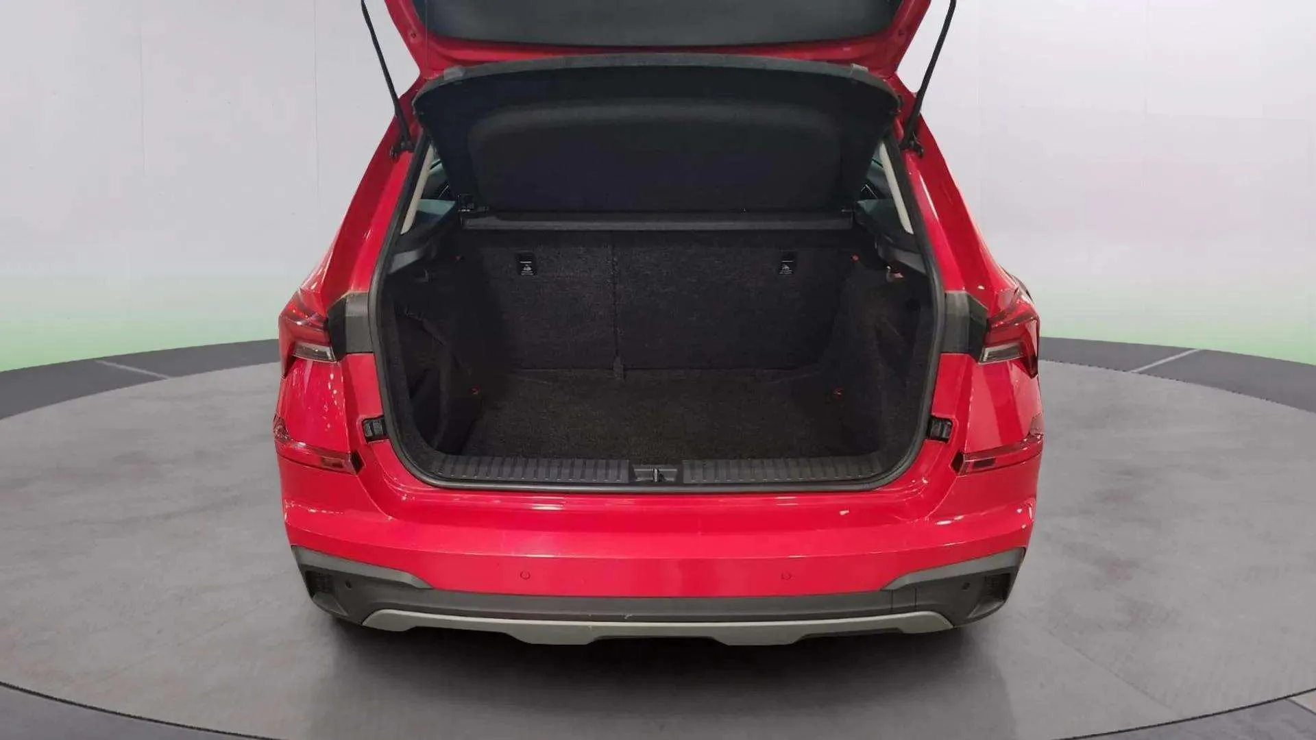 Škoda Kamiq 1.0 TSI Selection - foto 27