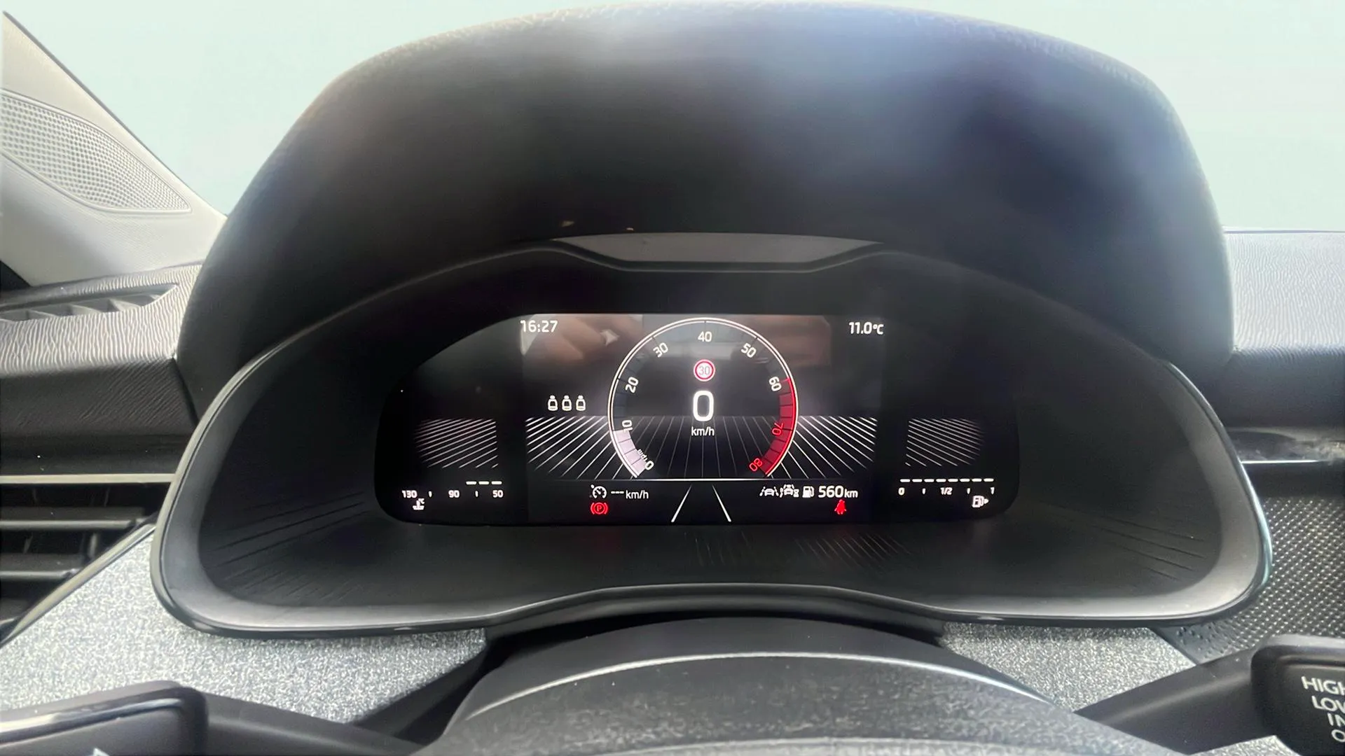 Škoda Kamiq 1.0 TSI Selection - foto 14