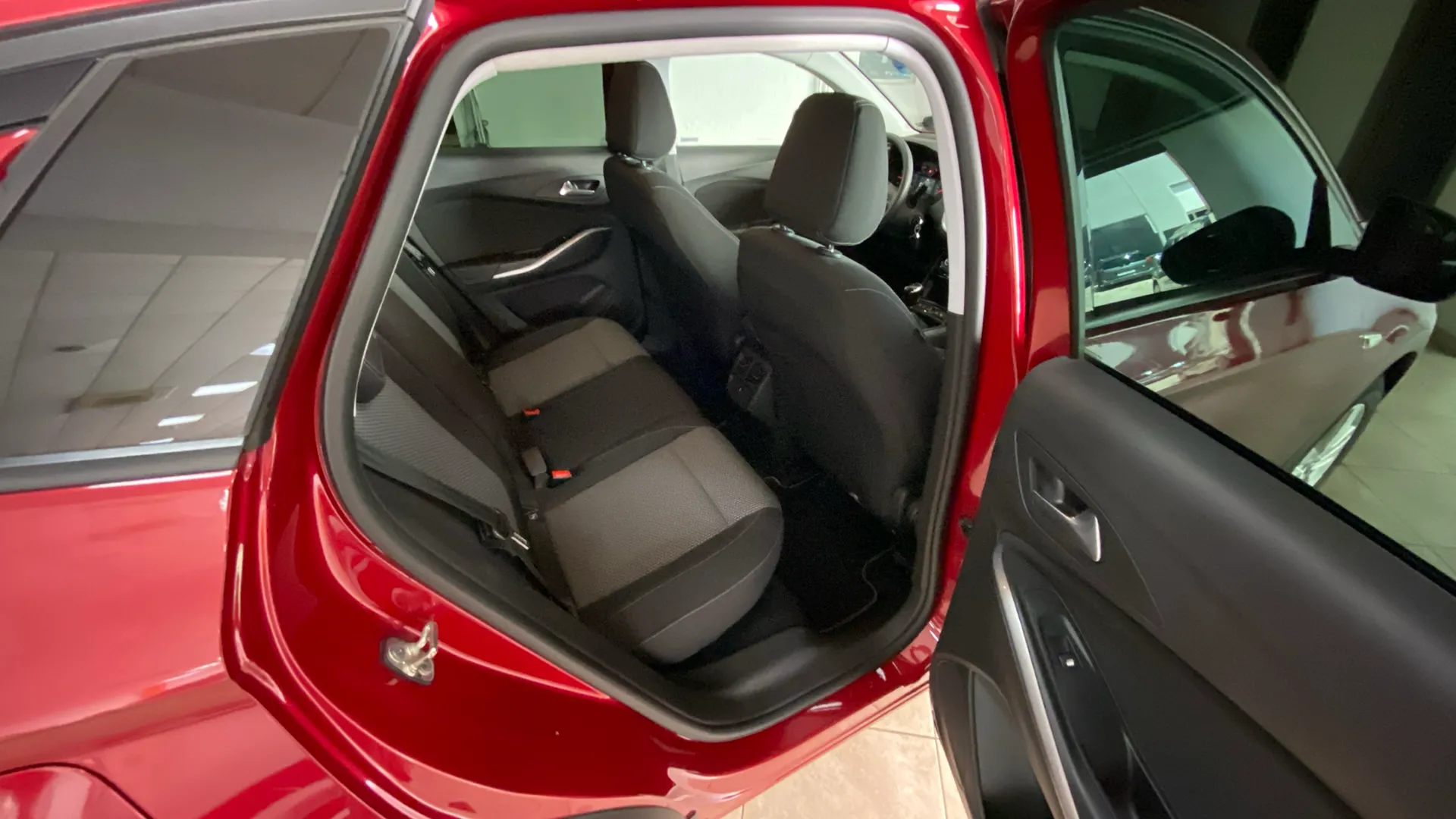Opel Grandland 1.2 Turbo Selective - foto 10