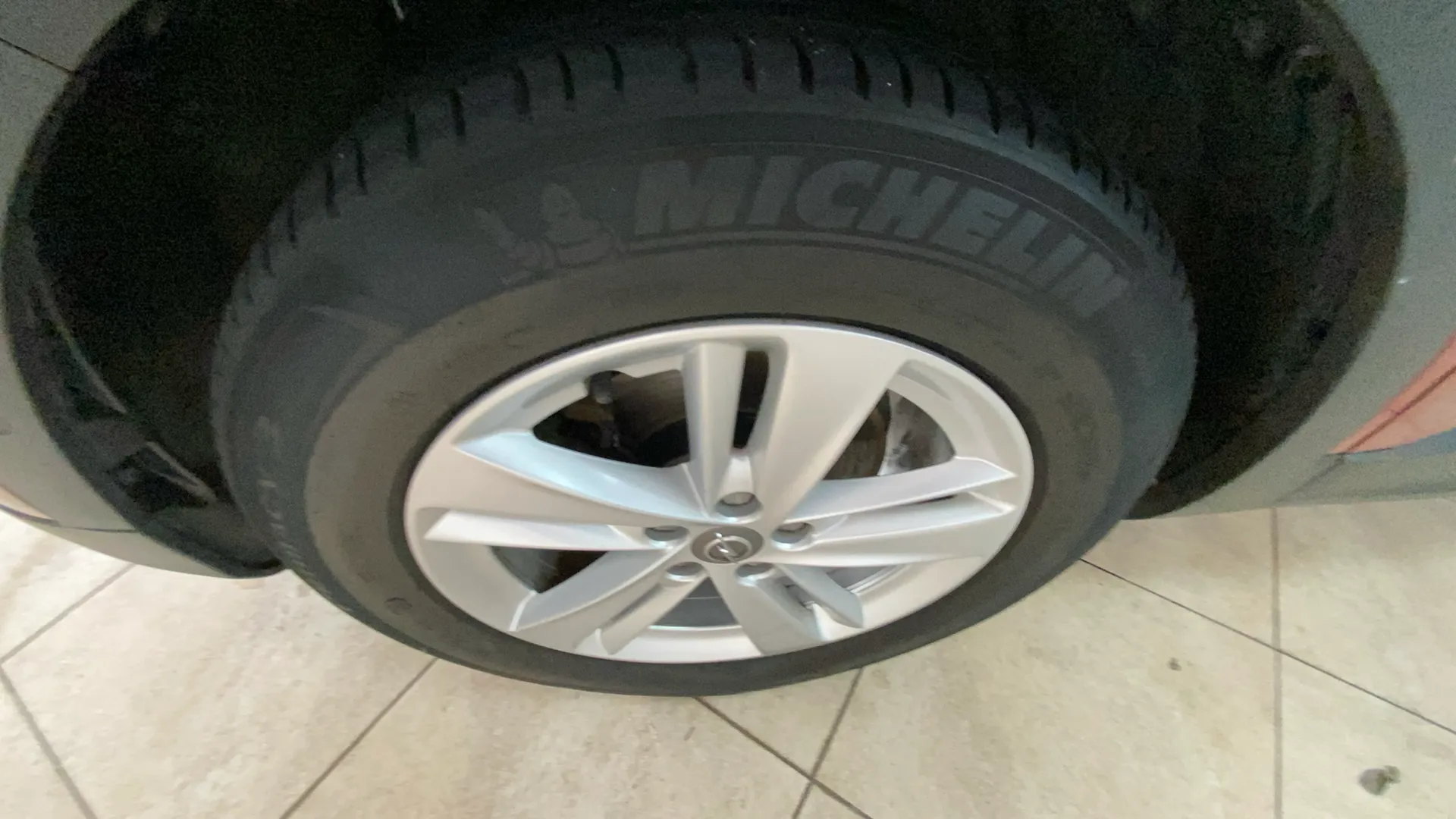 Opel Grandland 1.2 Turbo Selective - foto 16