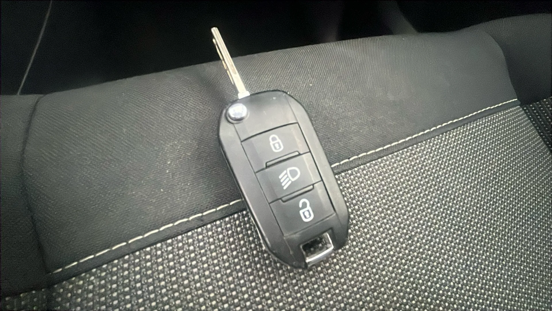 Citroën C3 Aircross PureTech BVM6 YOU - foto 17