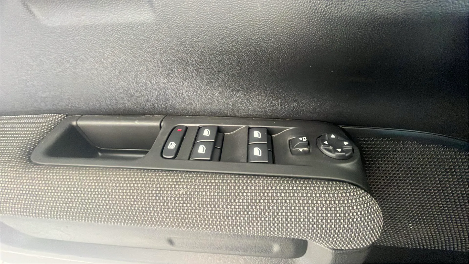 Citroën C3 Aircross PureTech BVM6 YOU - foto 18