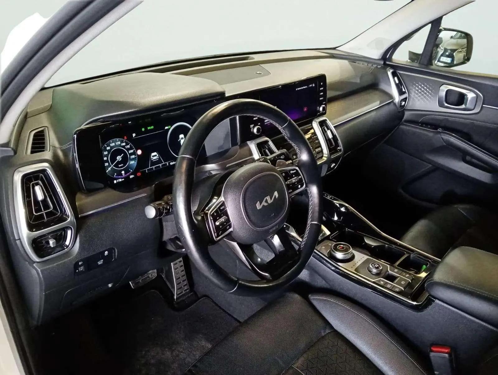Kia Sorento 1.6 T-GDi HEV Plus Edition 4x2 7 plazas - foto 8