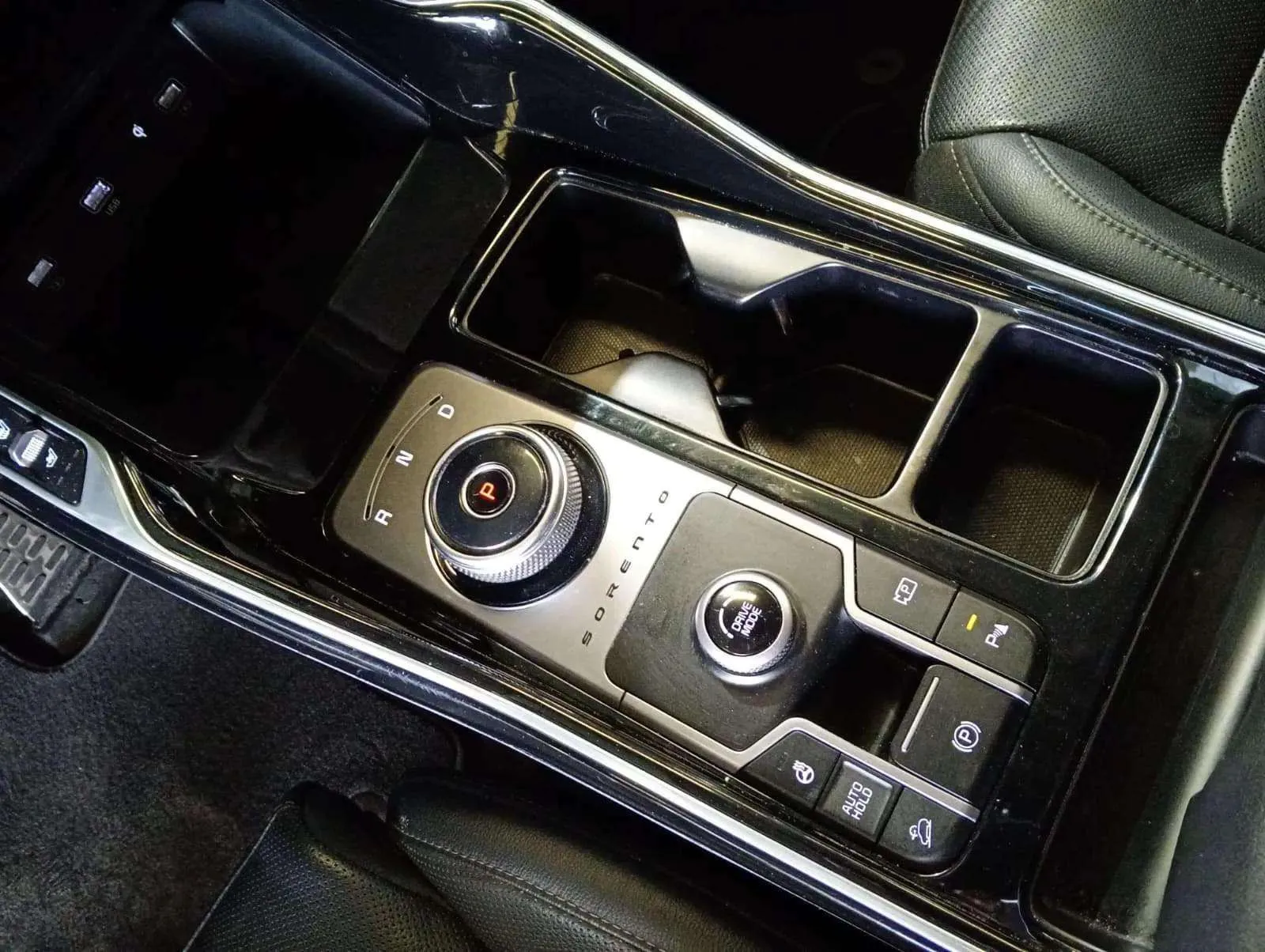 Kia Sorento 1.6 T-GDi HEV Plus Edition 4x2 7 plazas - foto 9