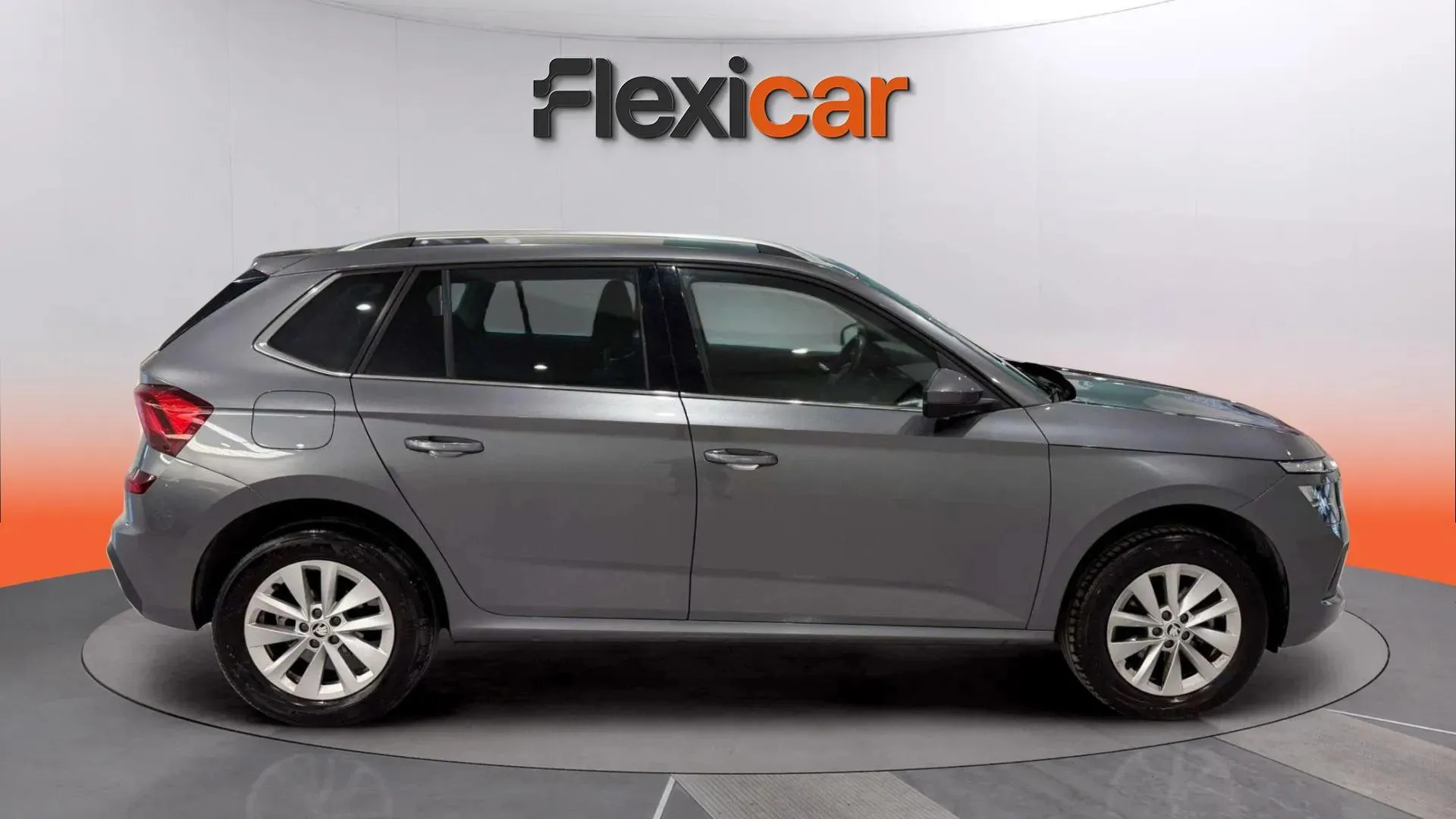 Škoda Kamiq 1.0 TSI Selection - foto 3