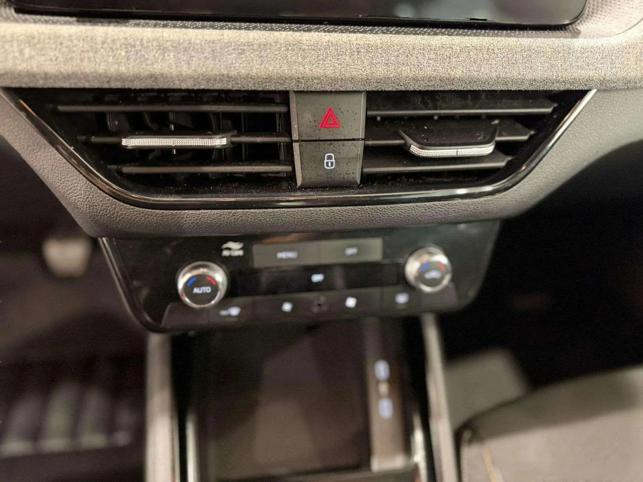Škoda Kamiq 1.0 TSI Selection - foto 14