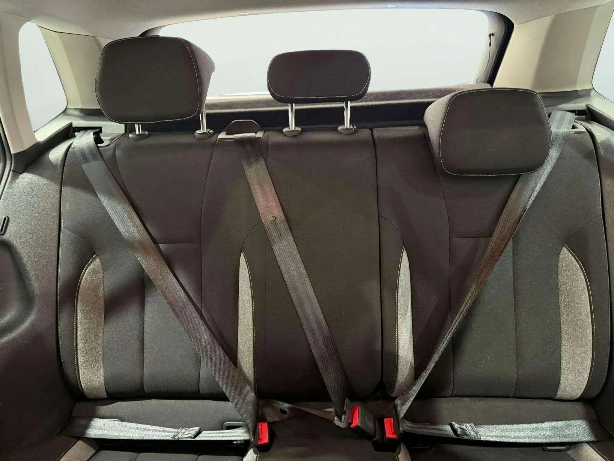 Škoda Kamiq 1.0 TSI Selection - foto 12