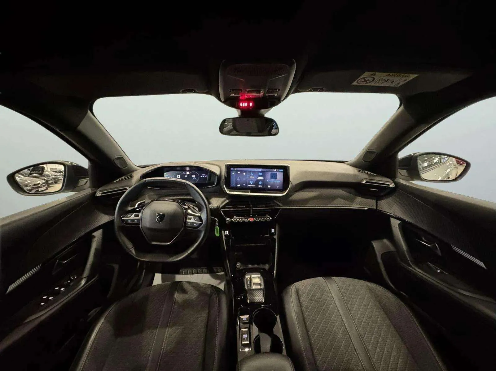 Peugeot 2008 Allure PureTech 130 EAT8 - foto 6