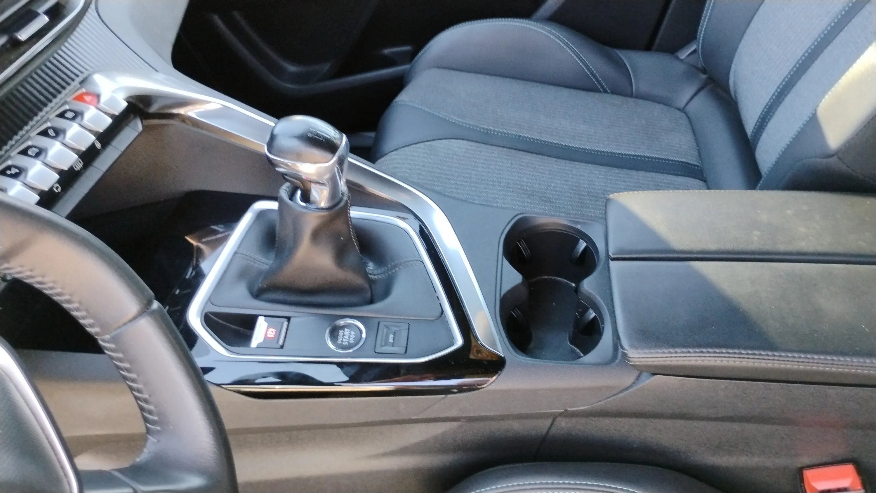 Peugeot 5008 1.2 PureTech GT - foto 14