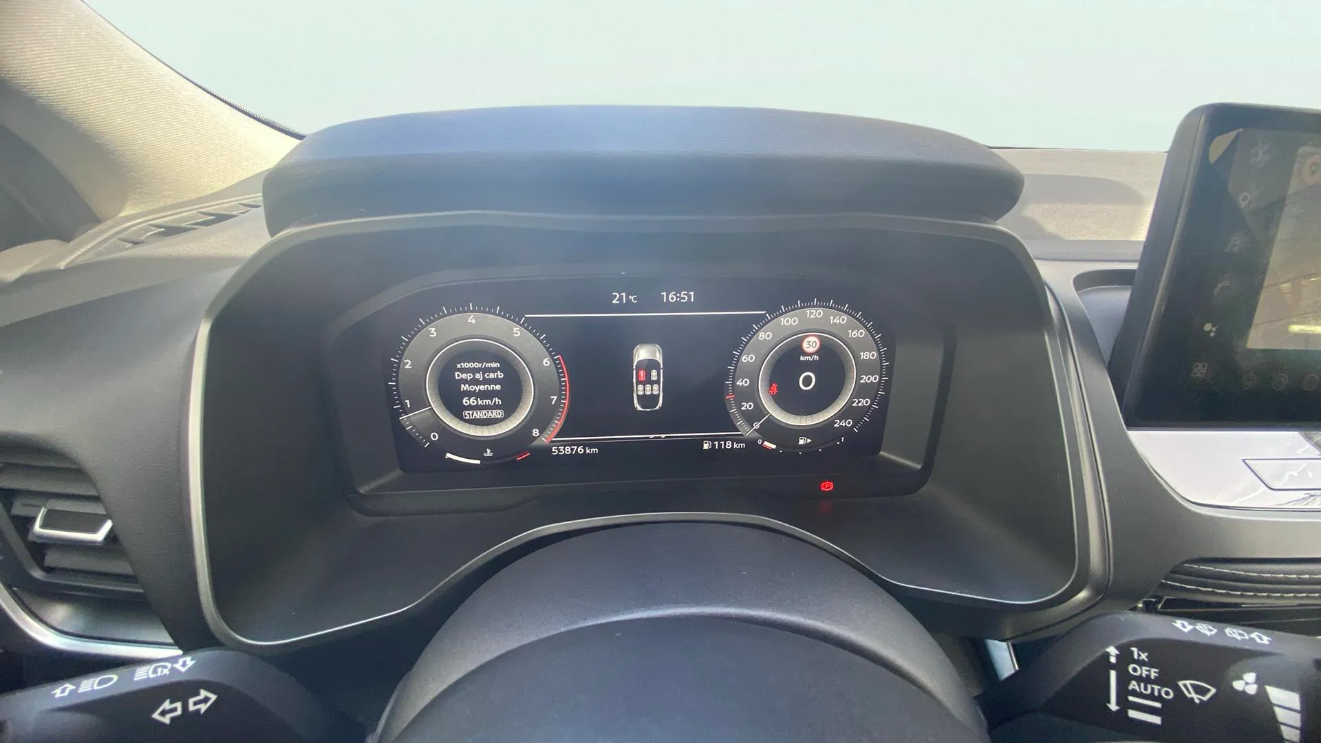 Nissan Qashqai DIG-T N-Connecta - foto 13