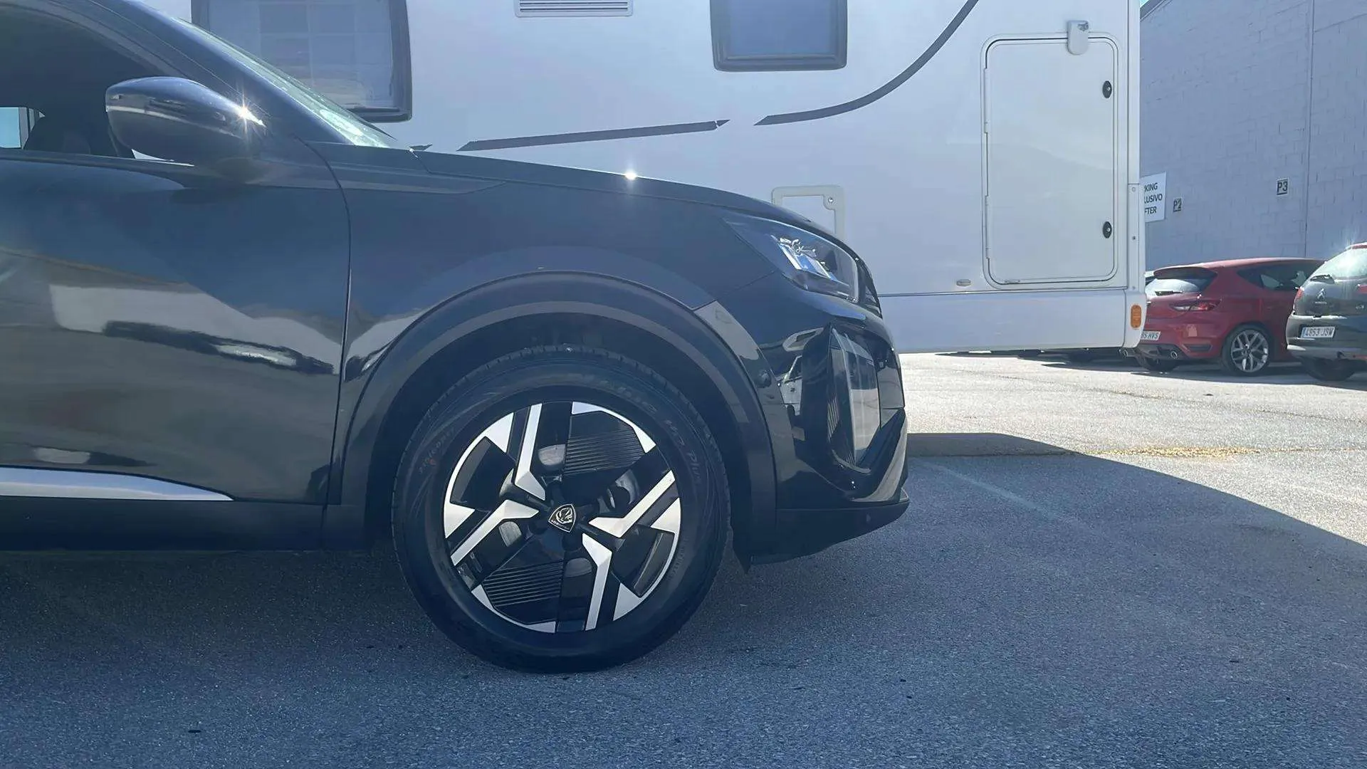 Peugeot 2008 Allure PureTech 100 - foto 15