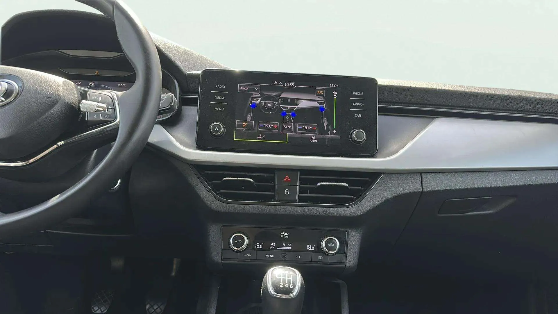 Škoda Kamiq 1.0 TSI Active - foto 12