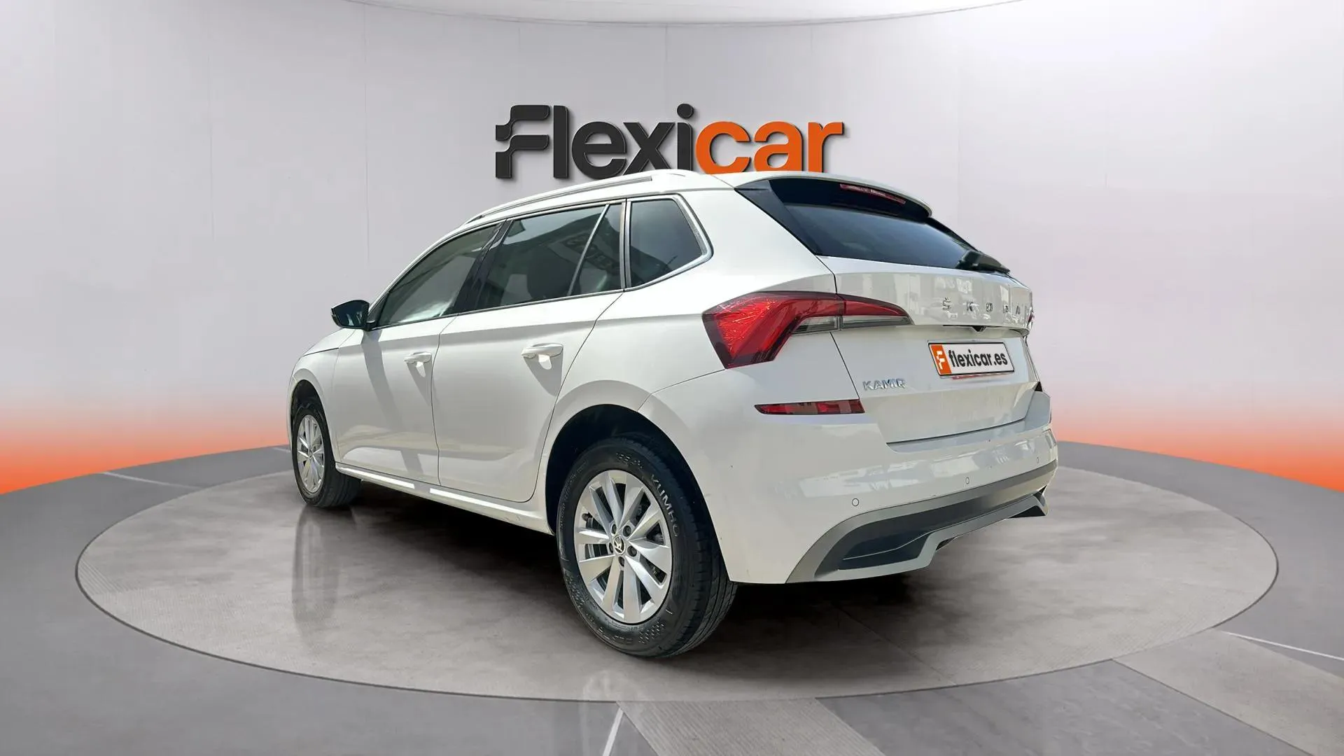 Škoda Kamiq 1.0 TSI Active - foto 6