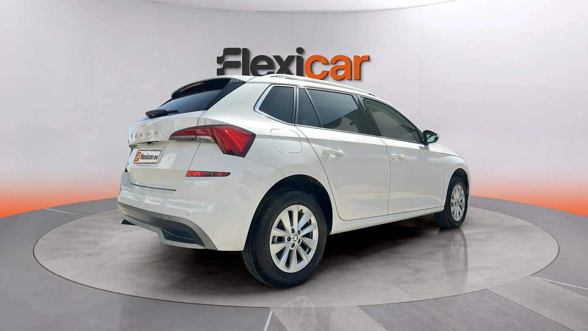 Škoda Kamiq 1.0 TSI Active - foto 8